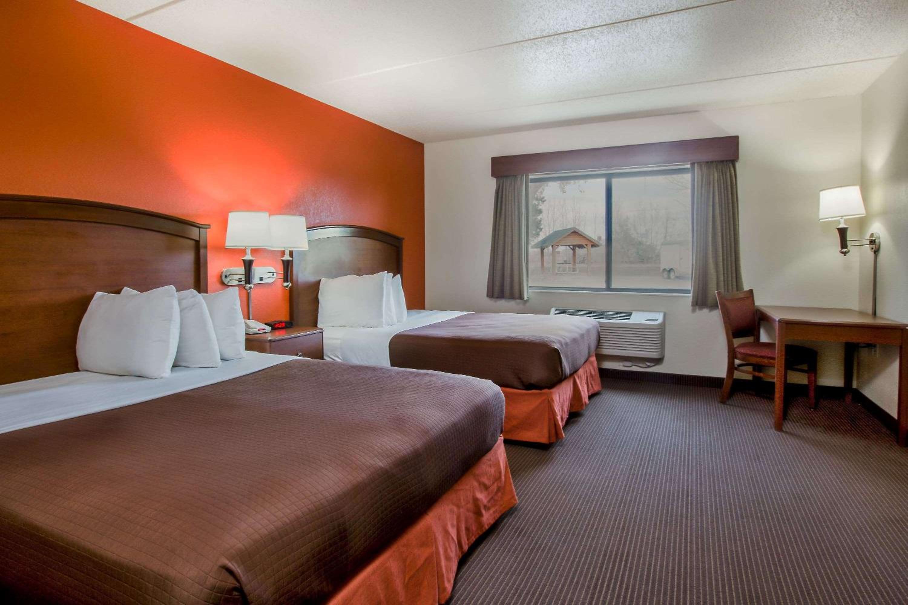 AmericInn by Wyndham Chamberlain Conference Center