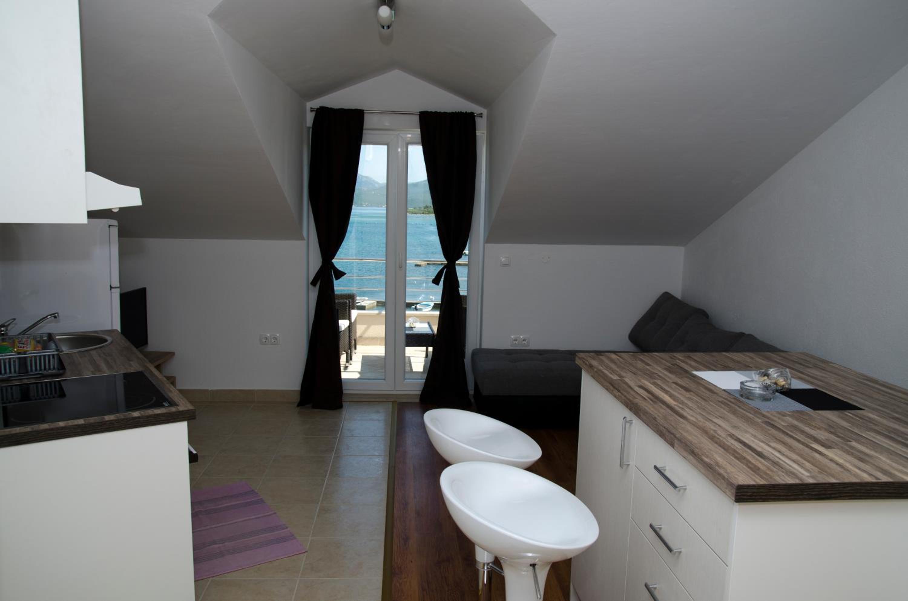 Apartments Deak