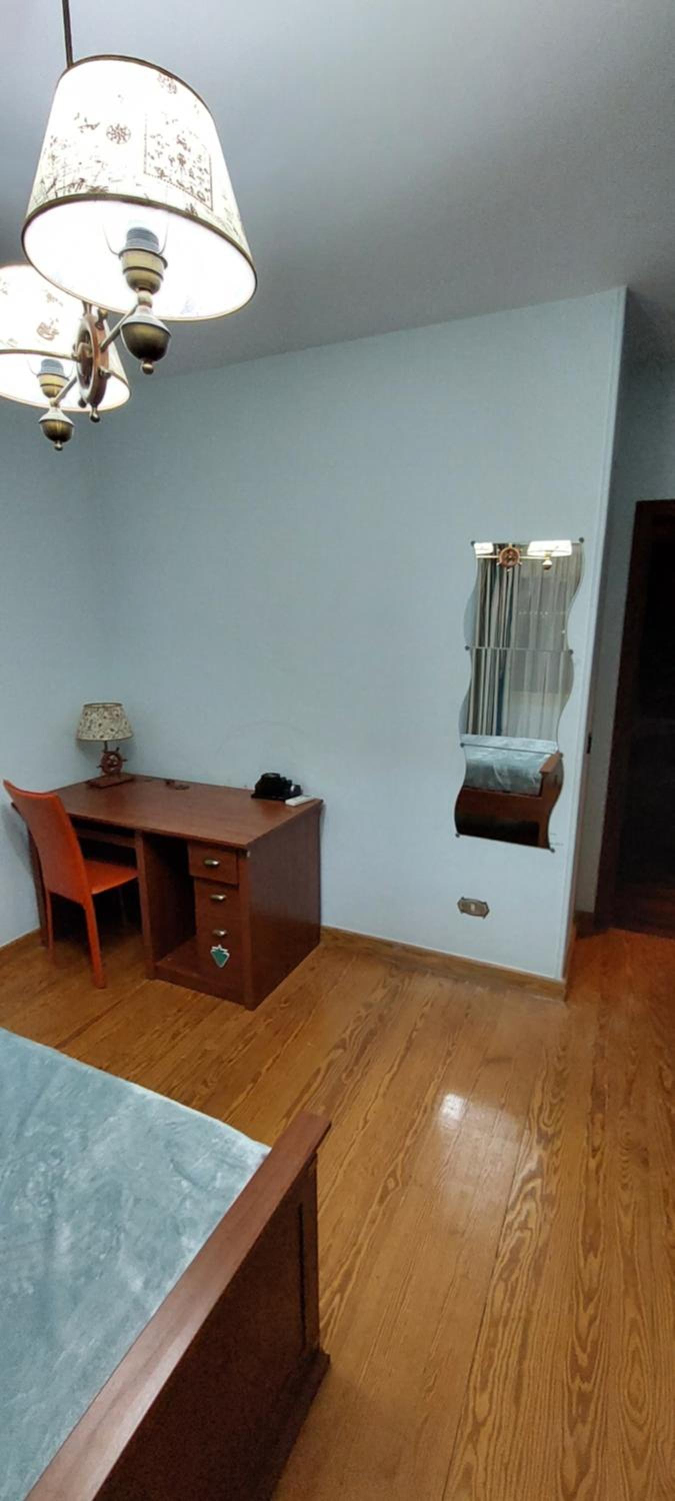 Spacious cheerful apartment