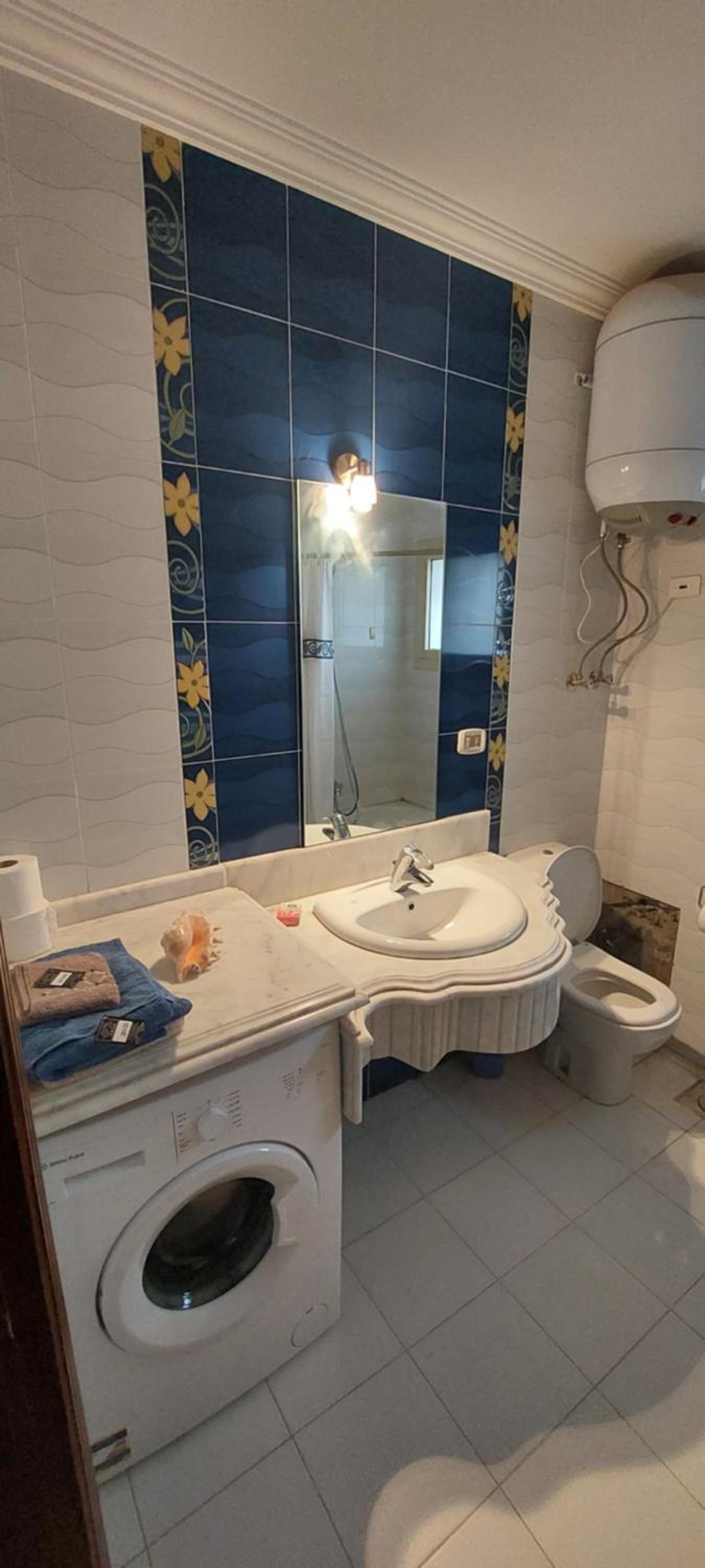 Spacious cheerful apartment