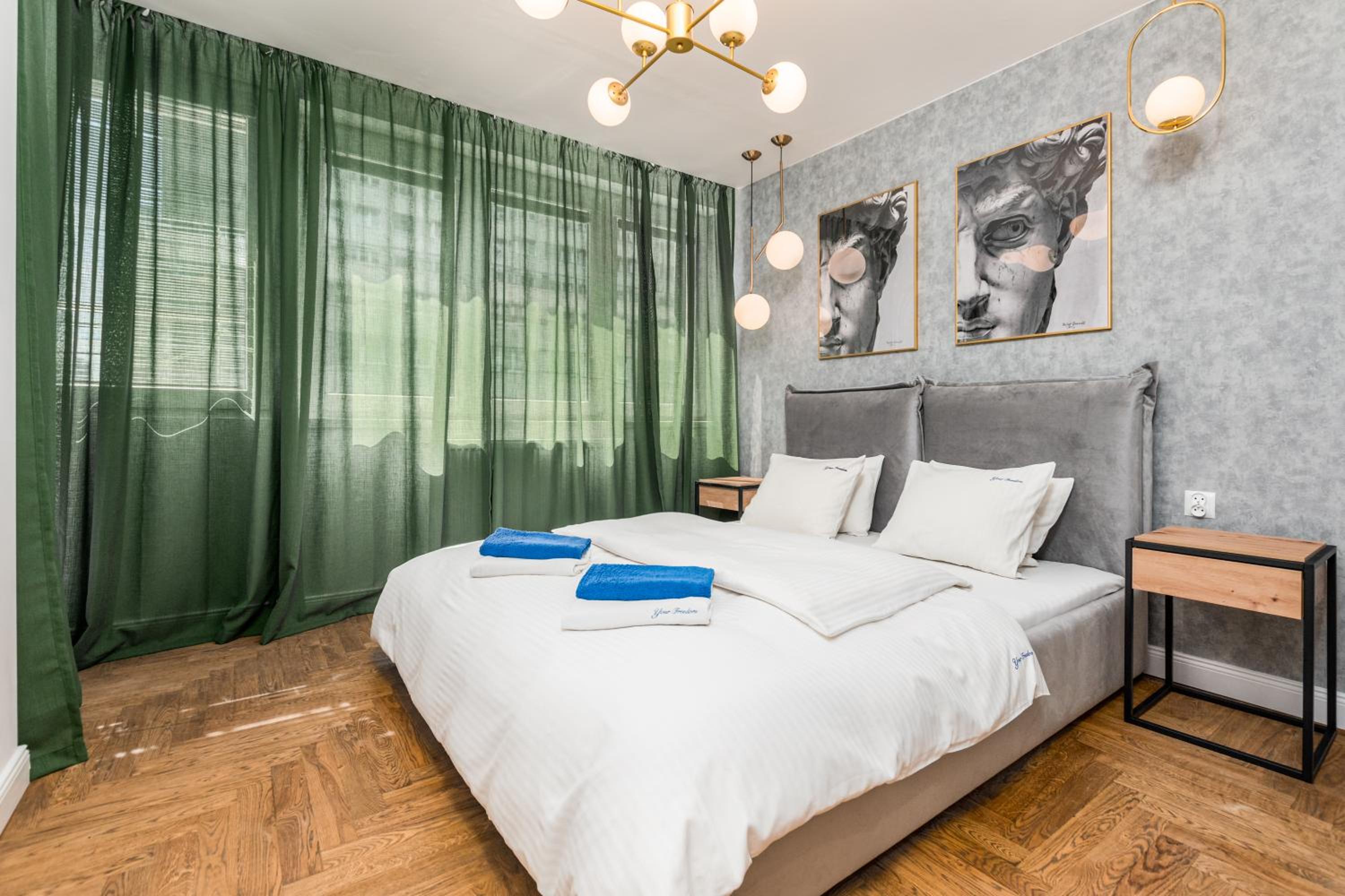 Apartament One by Your Freedom