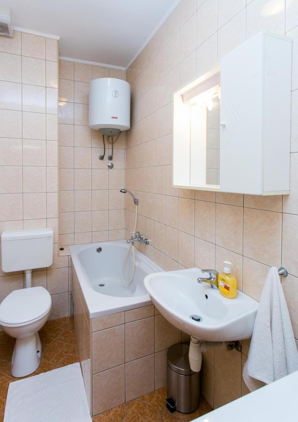 Apartment & Room Braica