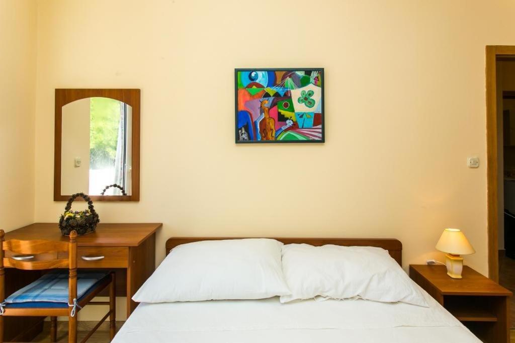 Apartment & Room Braica