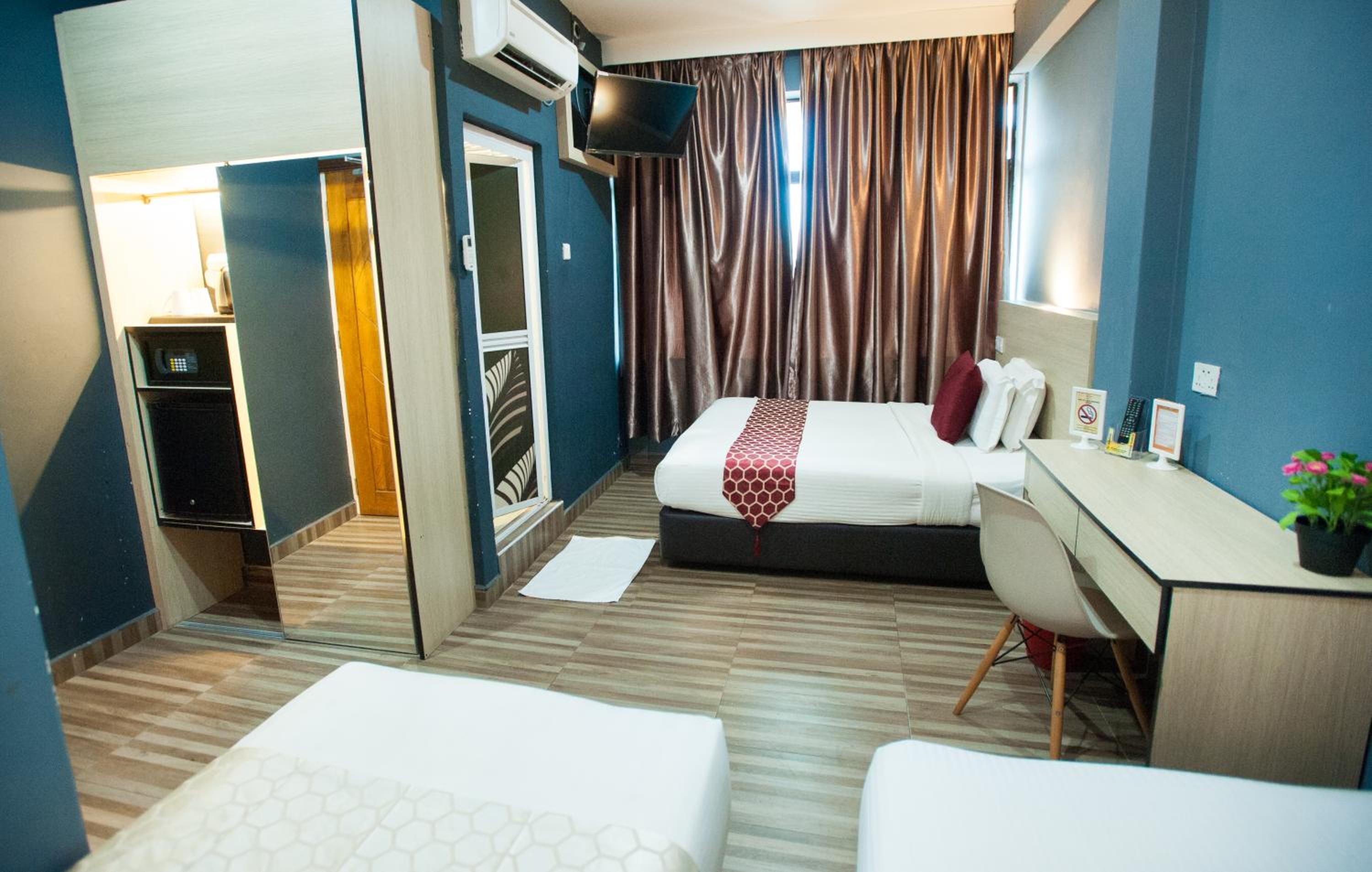 DJ Citi Inn Premier