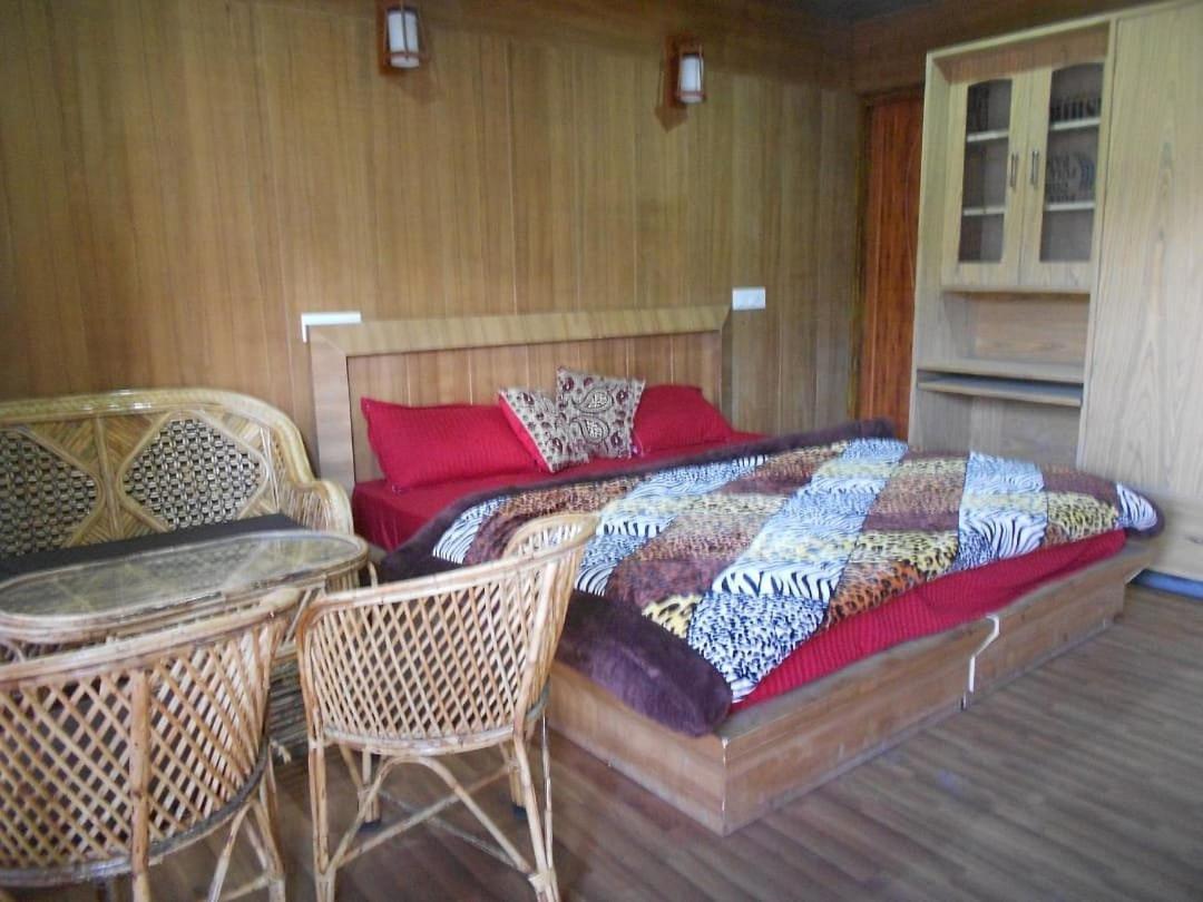 Nandan Kanan Auli Resort view 5