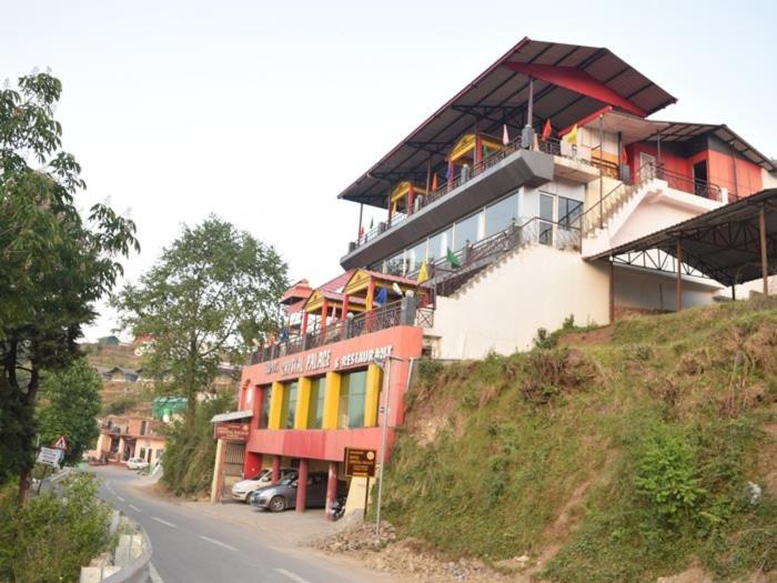Hotel Crystal Palace dhanaulti