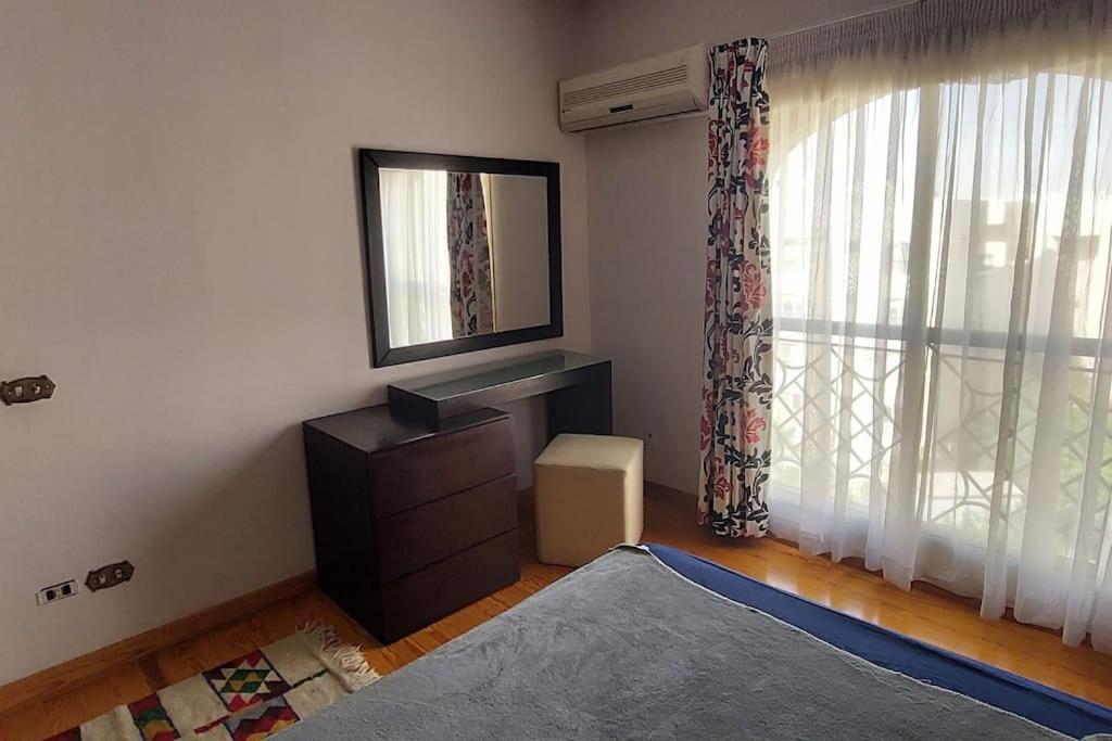 Spacious cheerful apartment