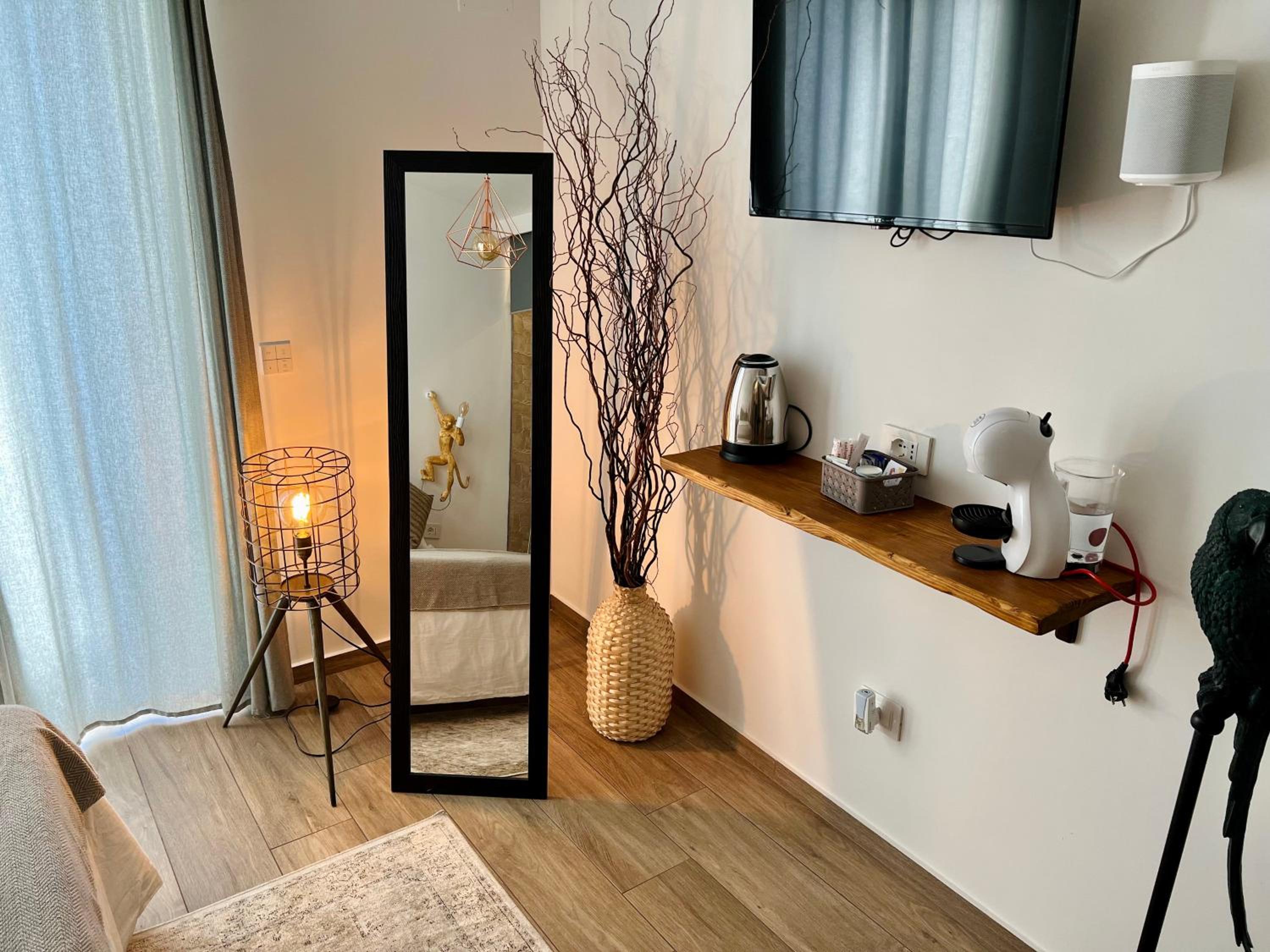 Urban jungle rooms
