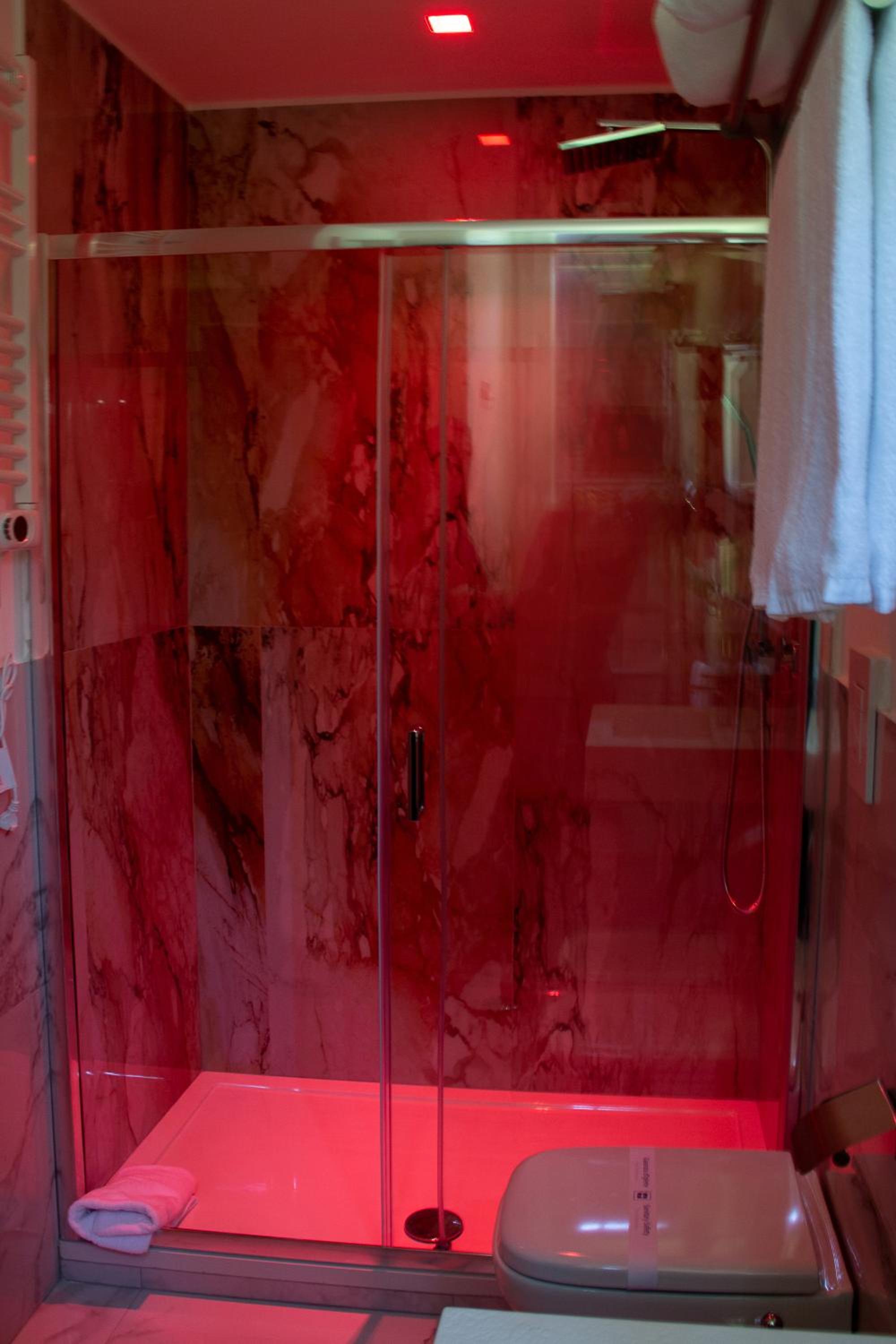 Home at Rome Vatican Apartment&Rooms