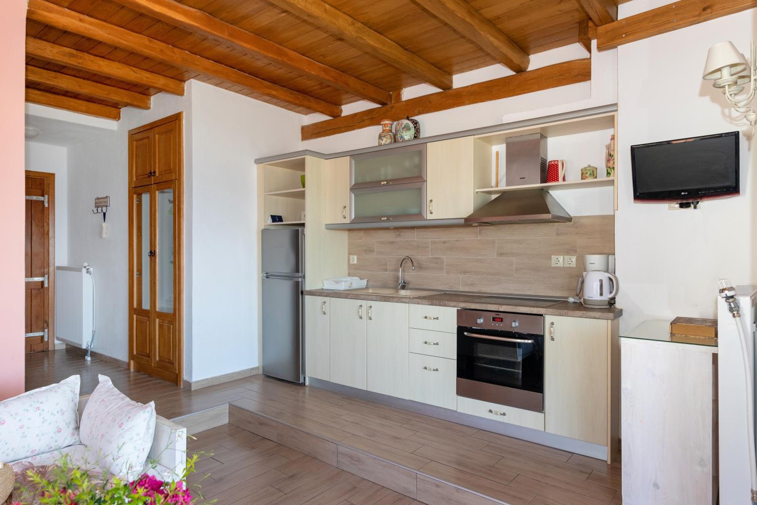 Traditional Arsanas Apartments