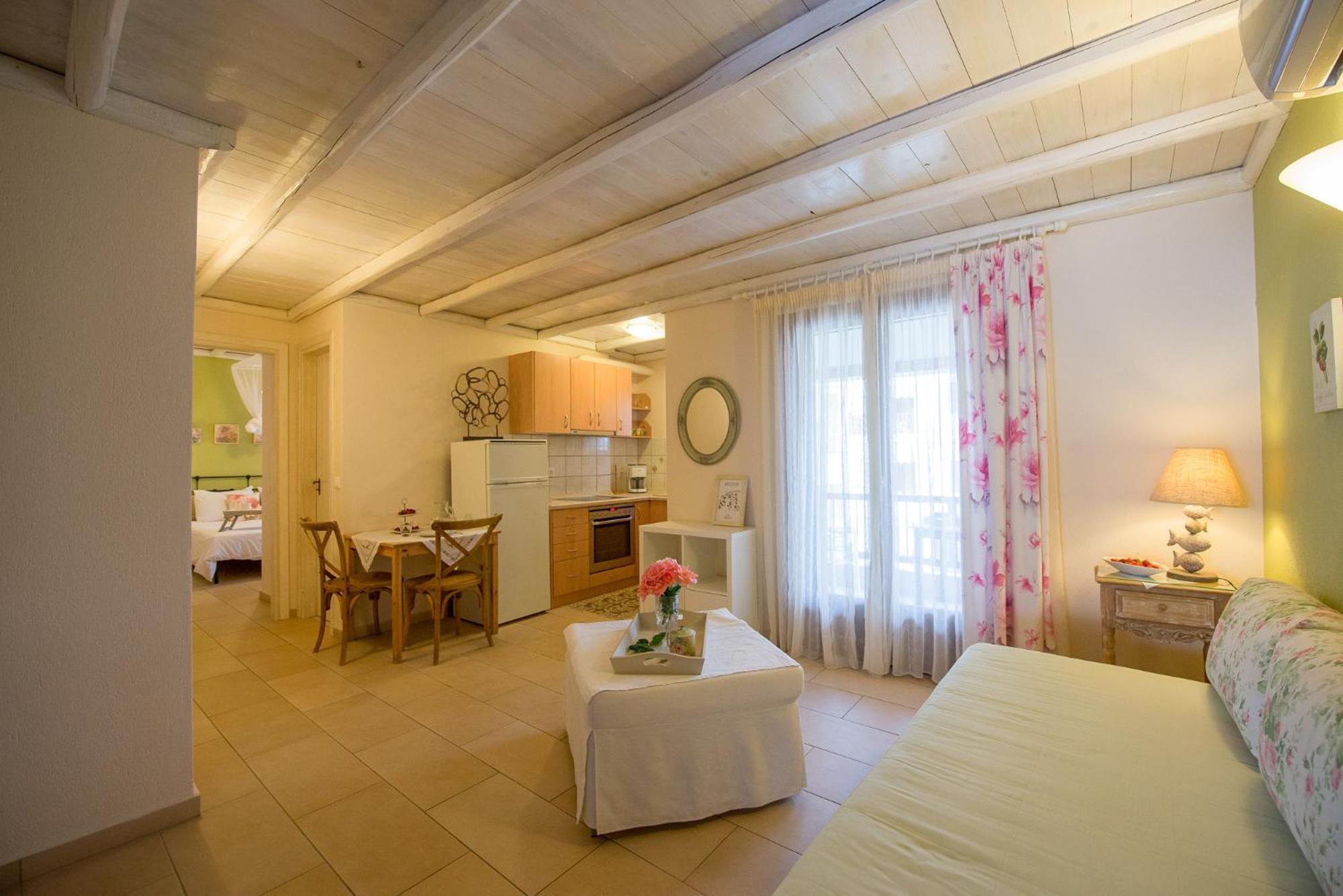 Traditional Arsanas Apartments