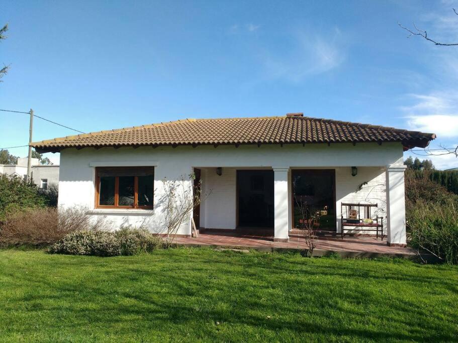 Casa y amplio parque