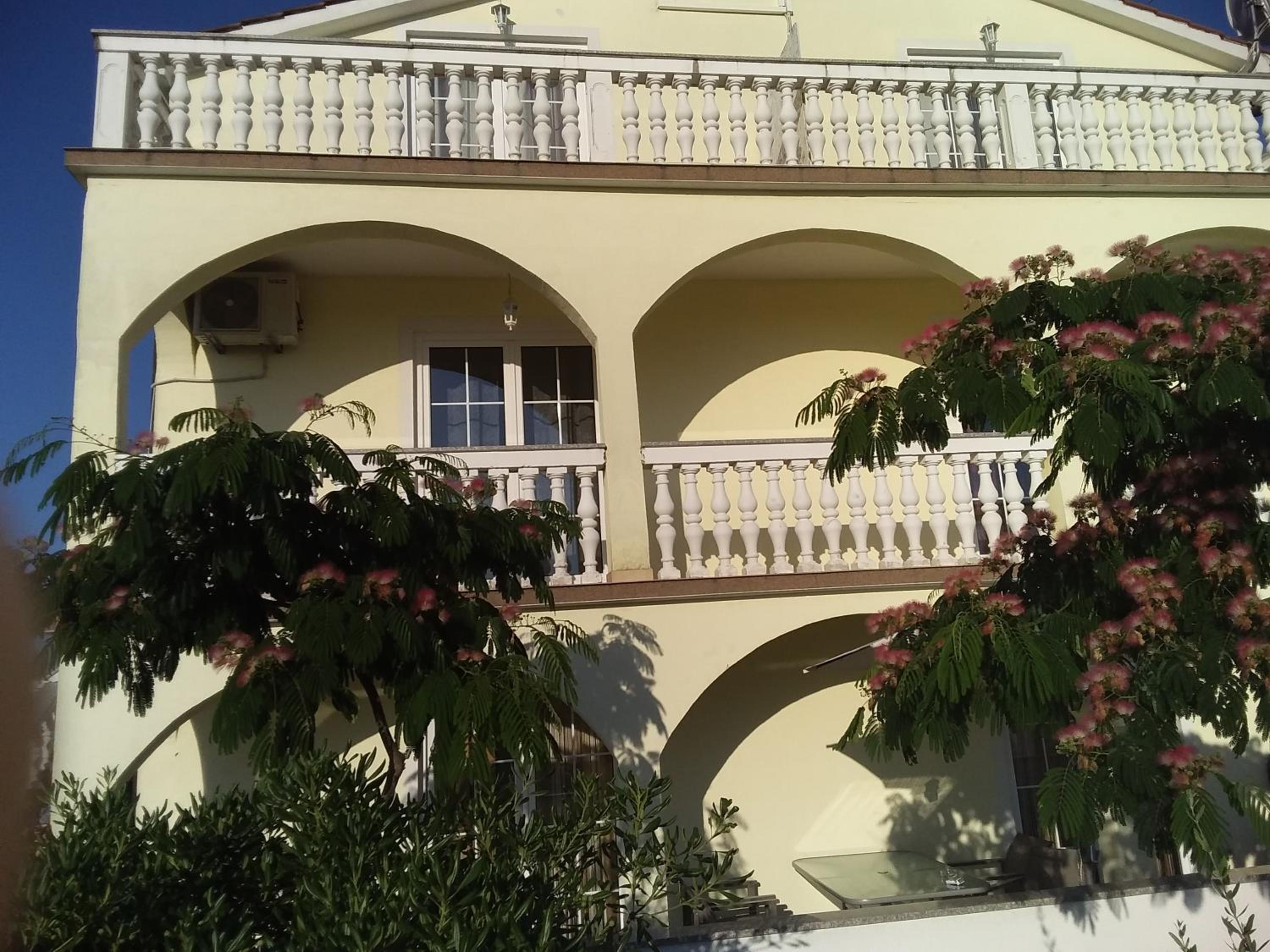 House apartments Ariamare