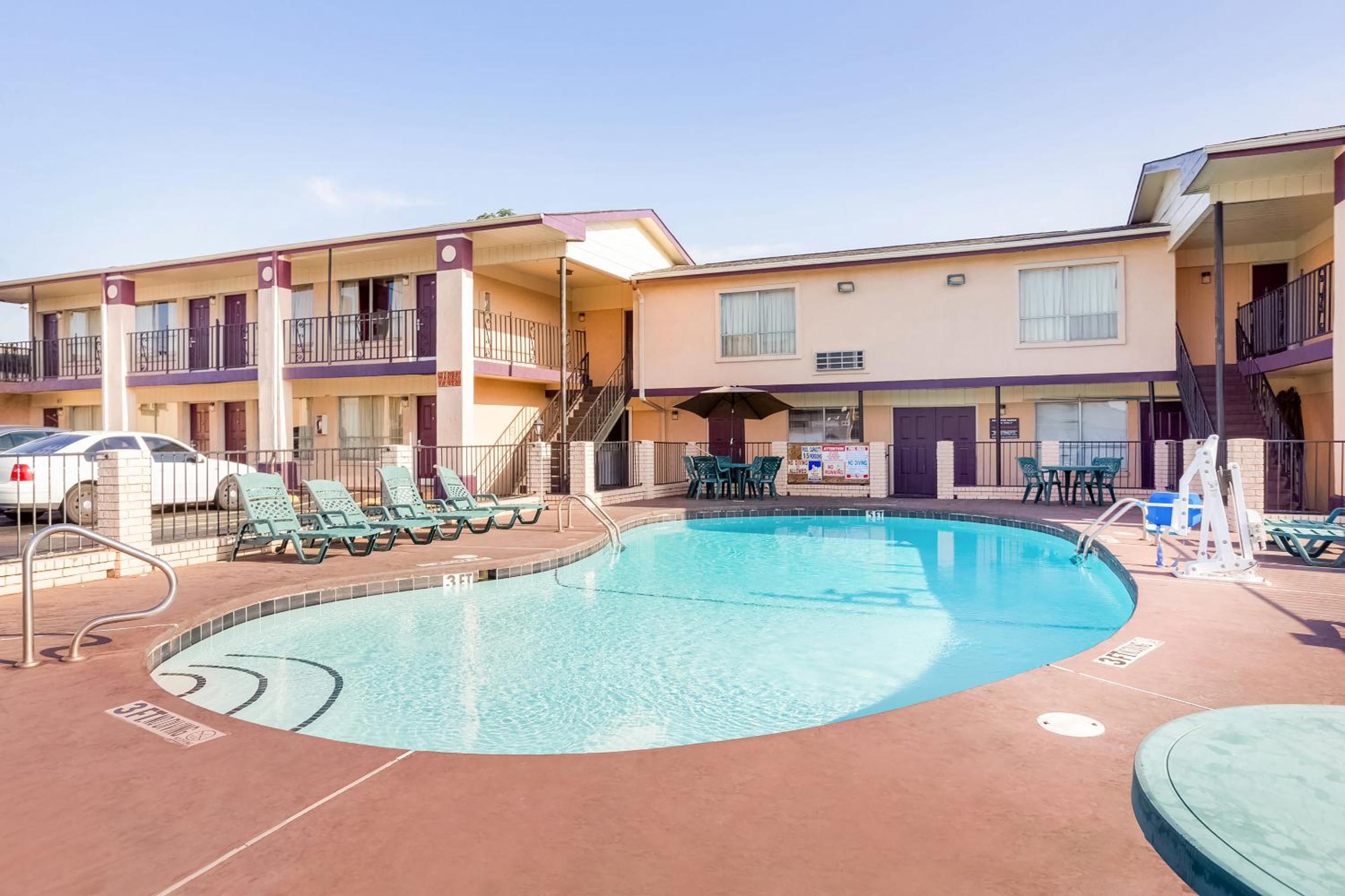 OYO Hotel Texarkana North Heights AR Hwy I-30