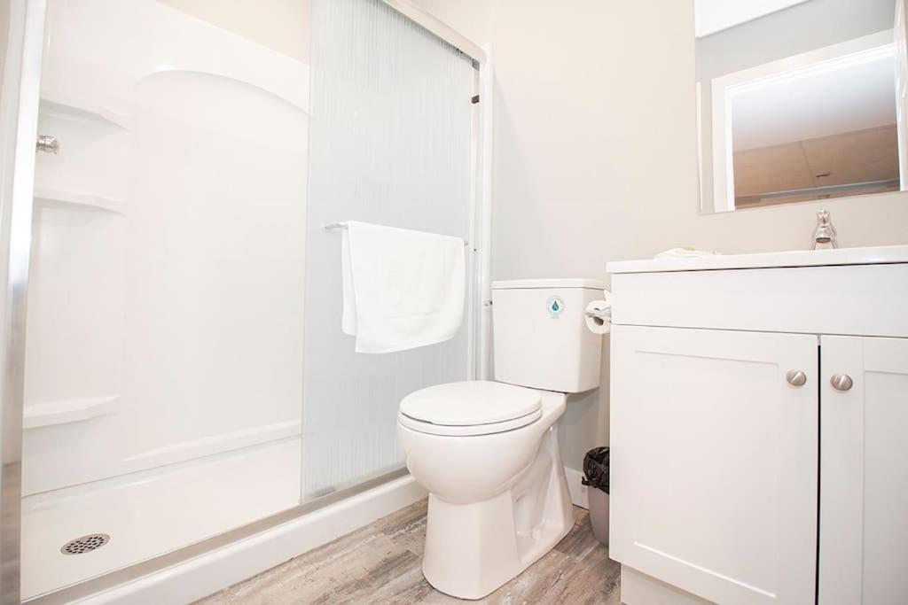 Modern 3 bedrooms townhouse in Southpoint view 4
