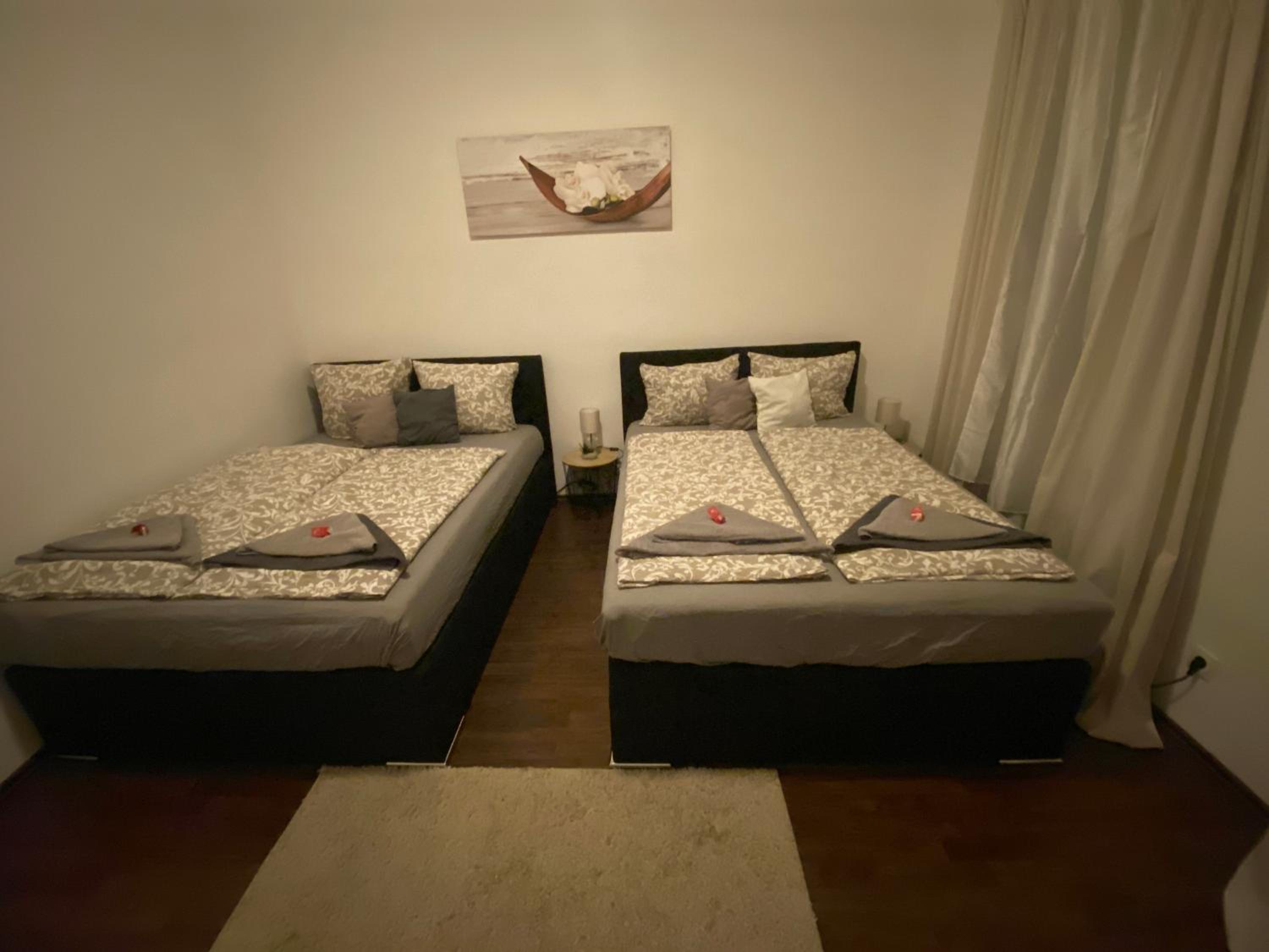 Rover Apartment