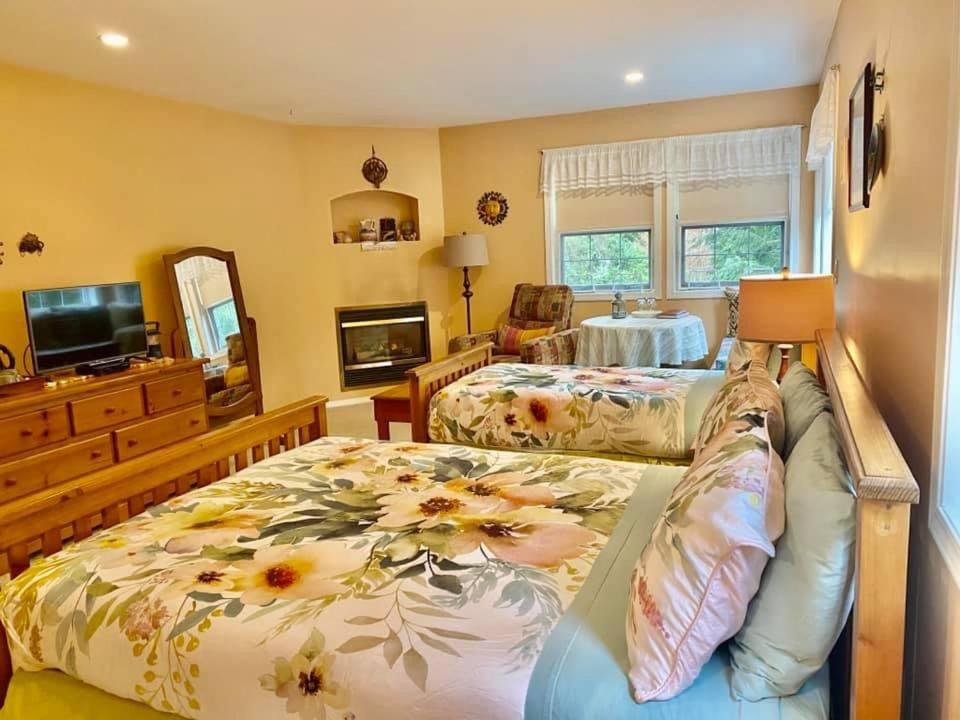 Seafarer Bed & Breakfast