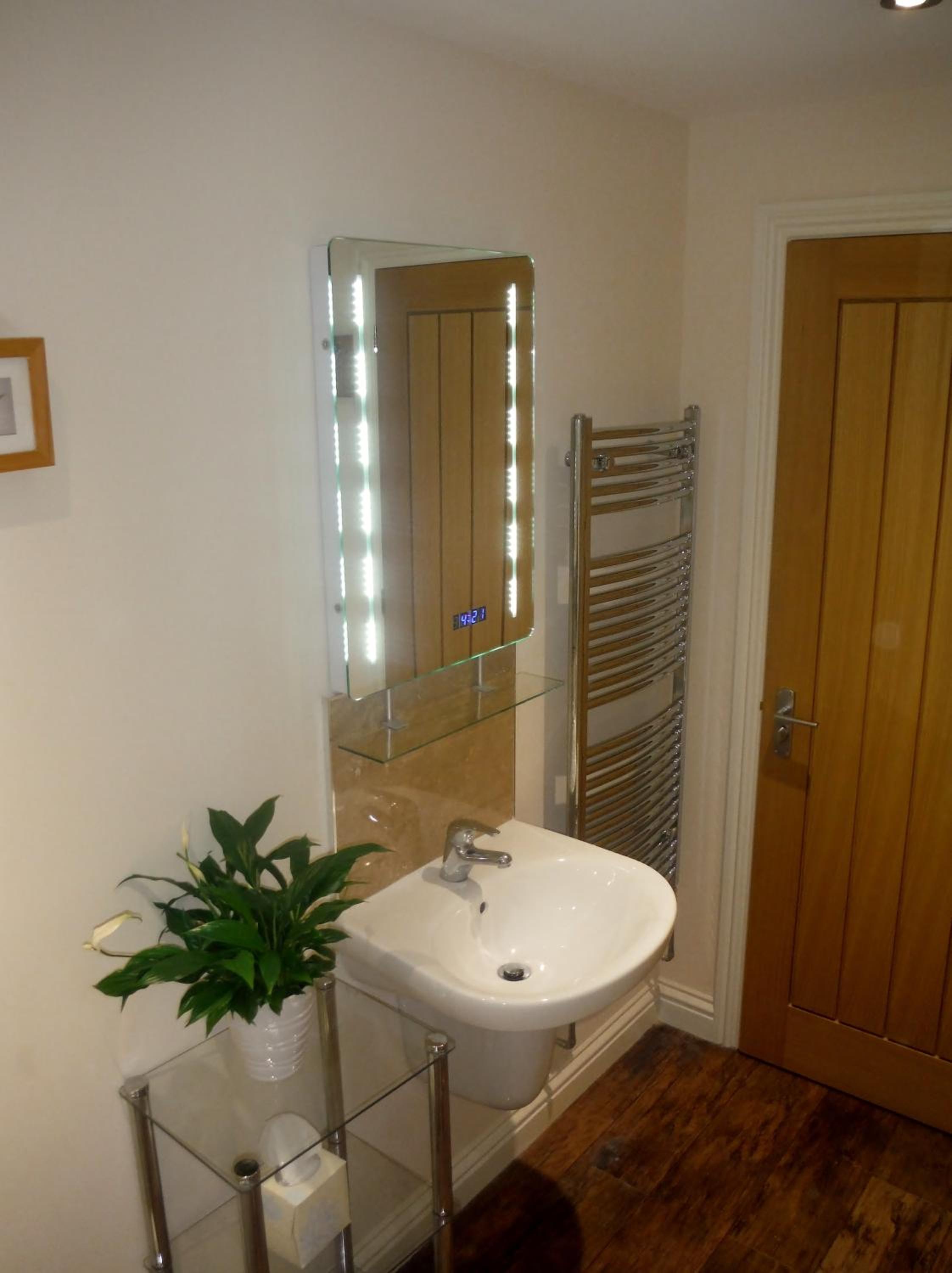 Photo 6