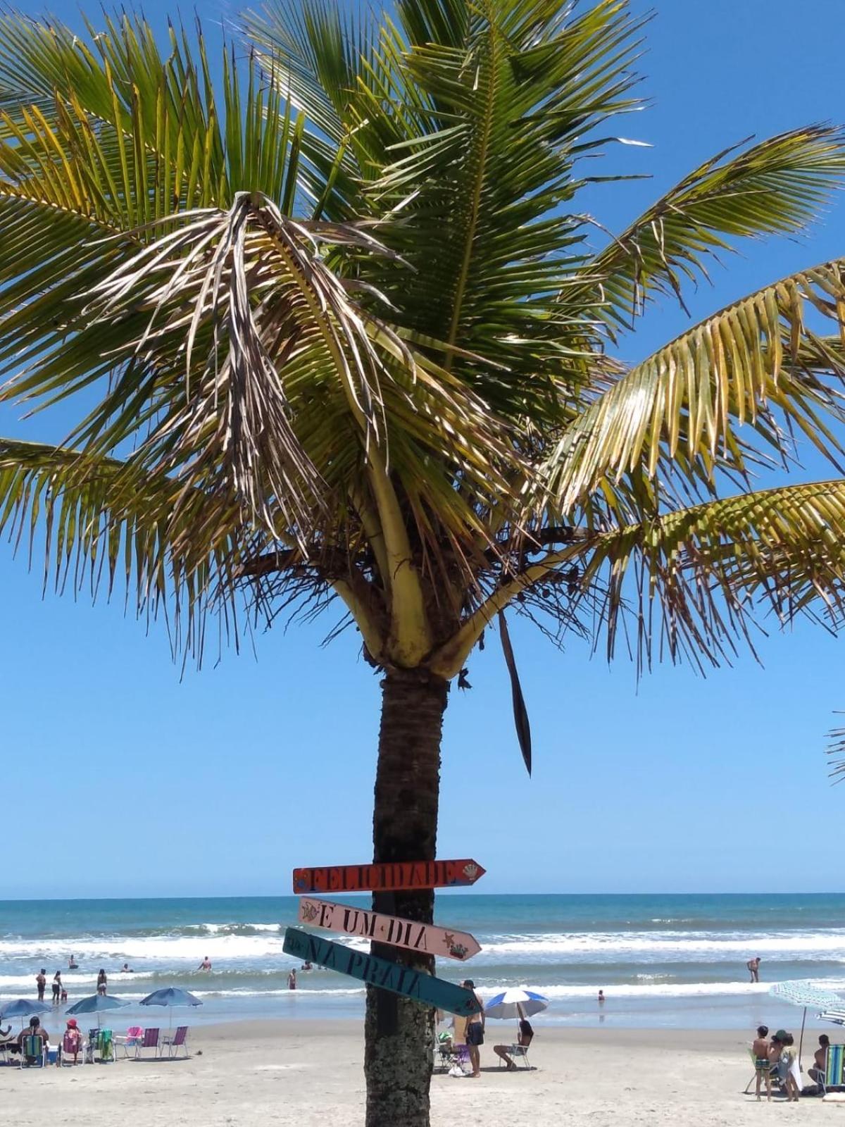 DISPONIVEL NATAL E REVEILLON 2026 - Belíssima e Aconchegante Casa com Piscina e Aquecimento Solar o Ano Todo GRATUITO, Perto da Praia