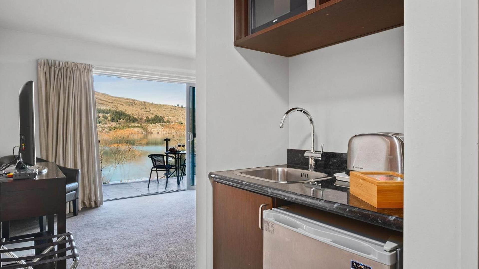 Alpine Lakeside Studio view 5