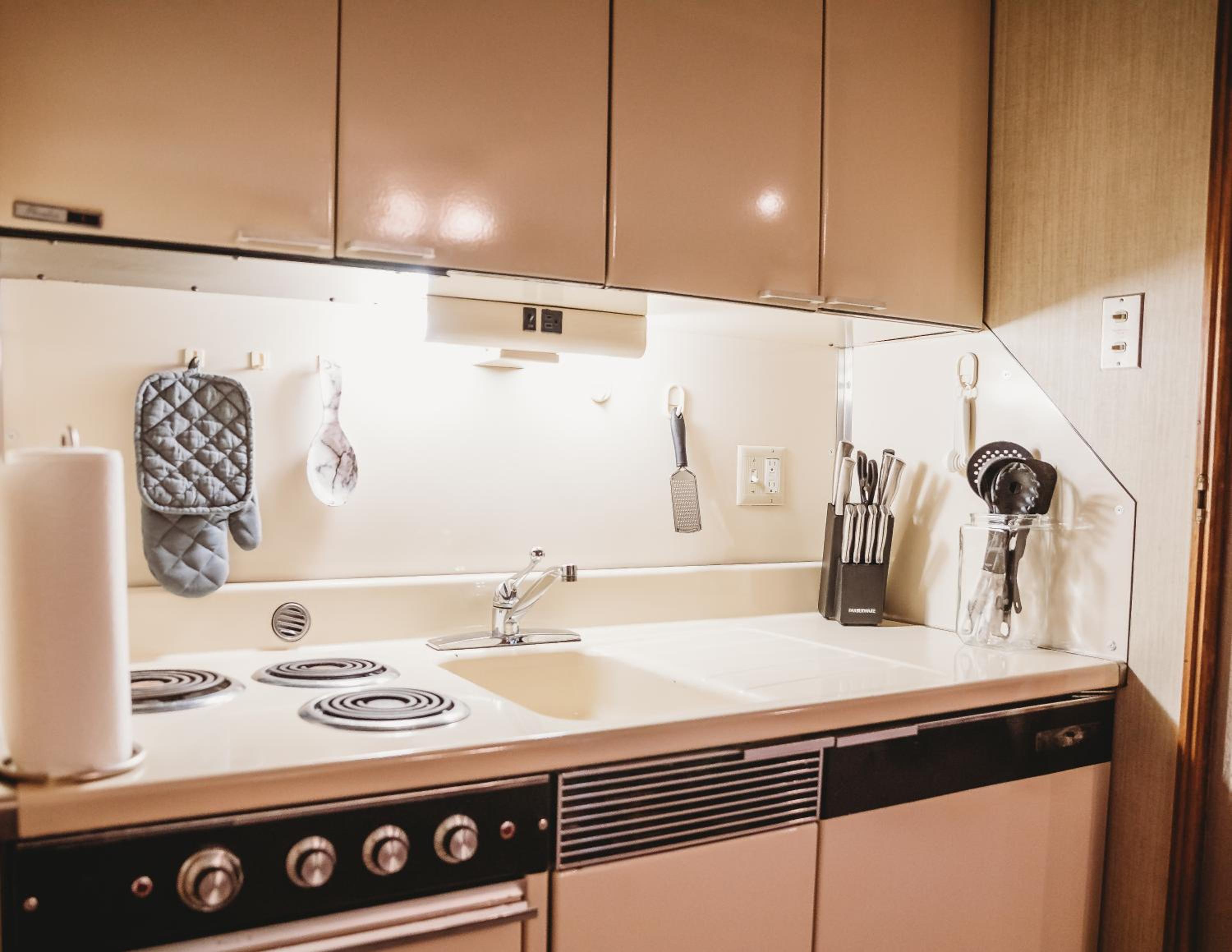 Bartlesville Vacations - Hotel Phillips - Property Image 74