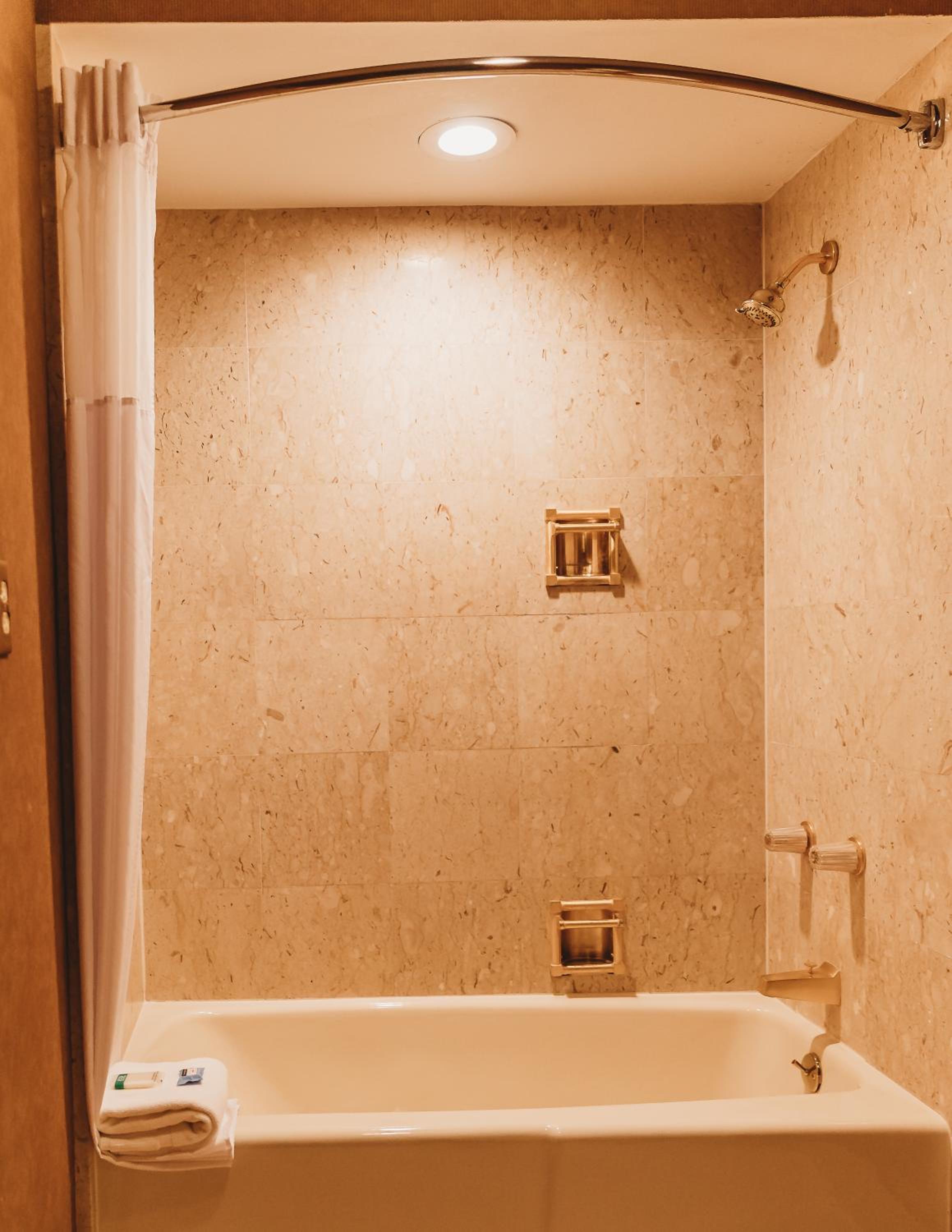 Bartlesville Vacations - Hotel Phillips - Property Image 76