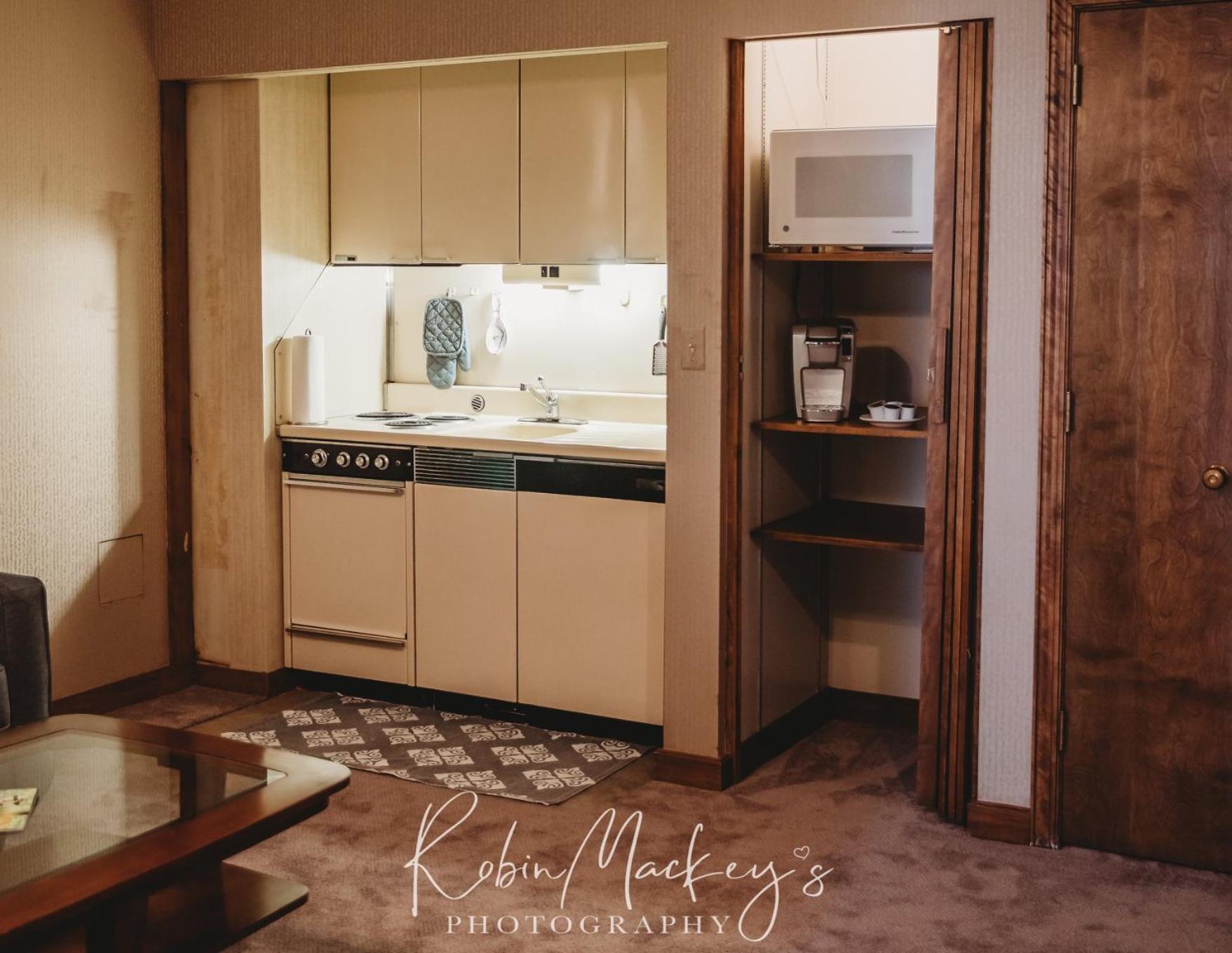 Bartlesville Vacations - Hotel Phillips - Property Image 84