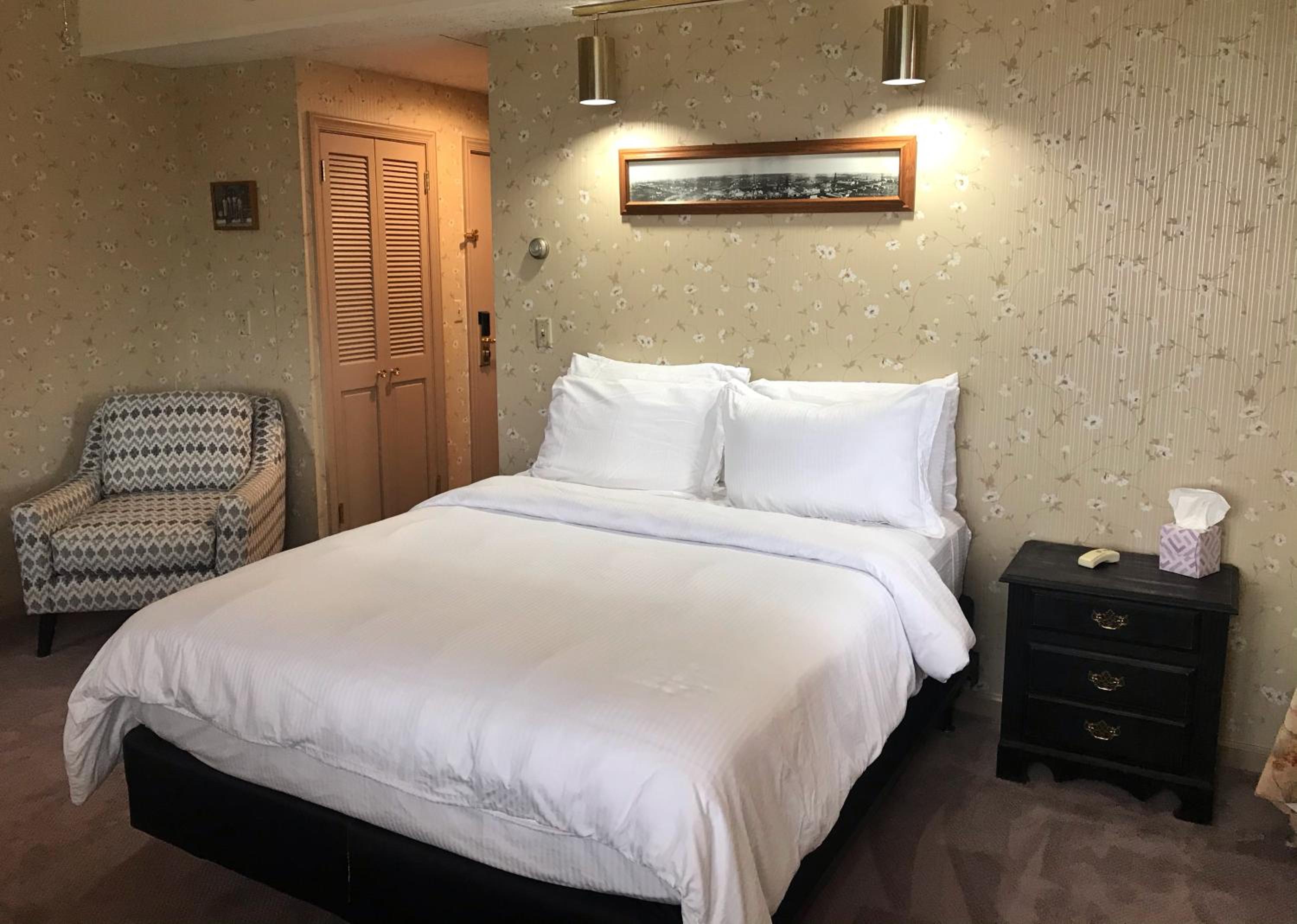 Bartlesville Vacations - Hotel Phillips - Property Image 94