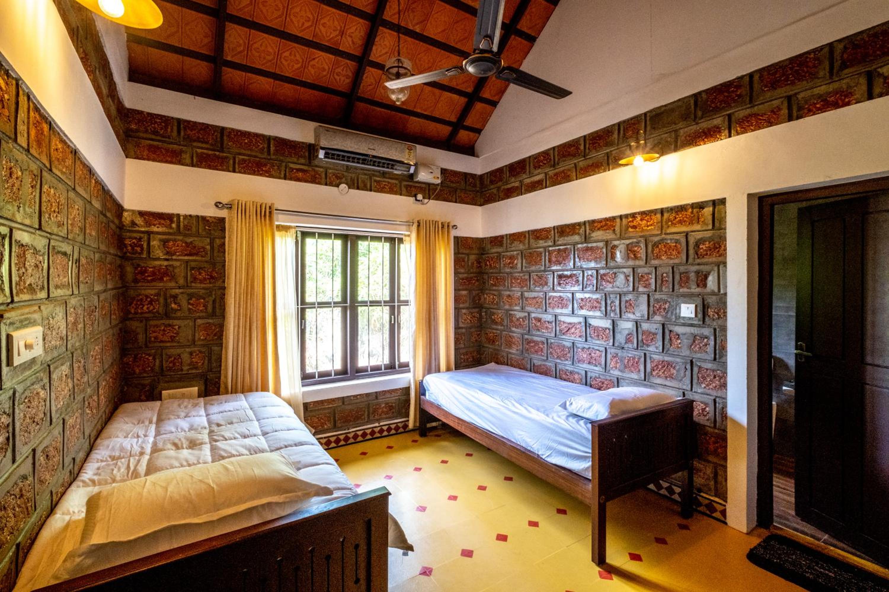 Cynefin, Pet-friendly 2br by the backwaters by Roamhome view 4