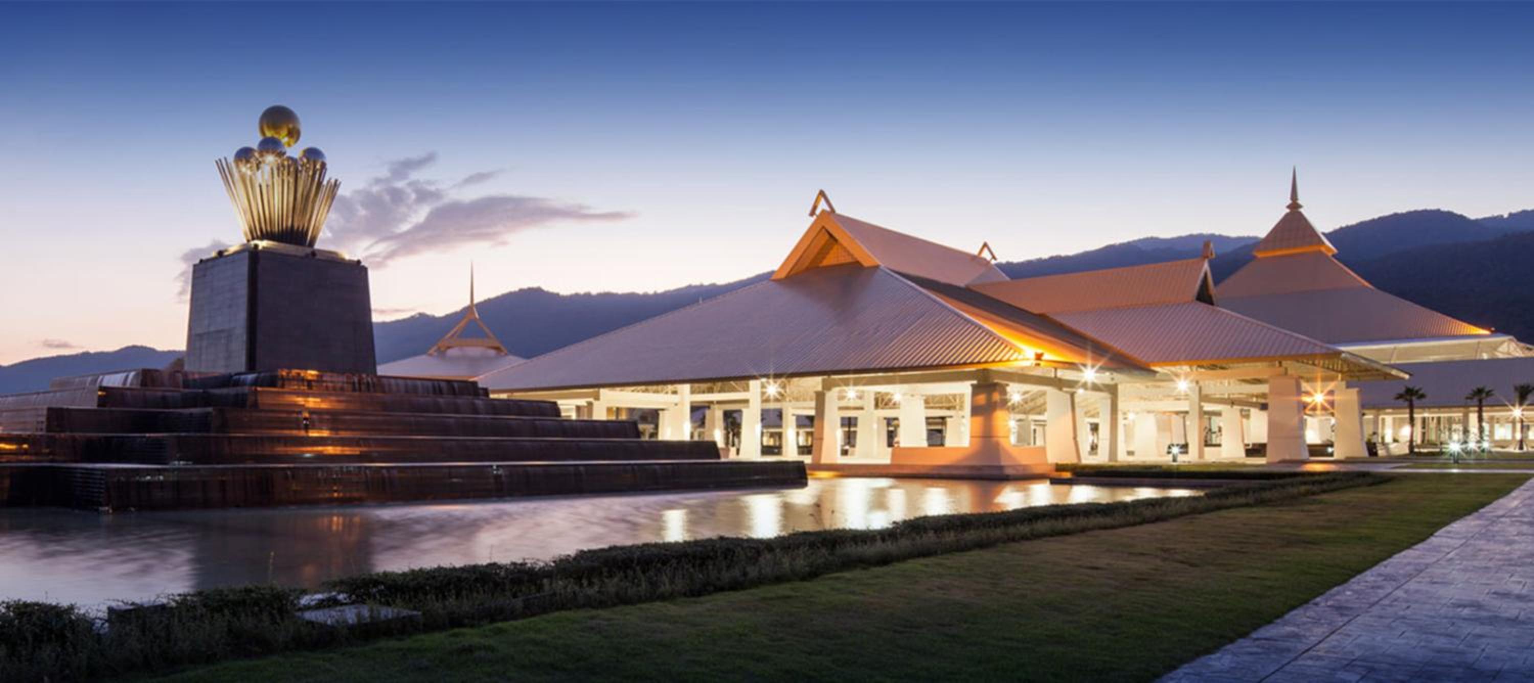 WE Valley Hotel