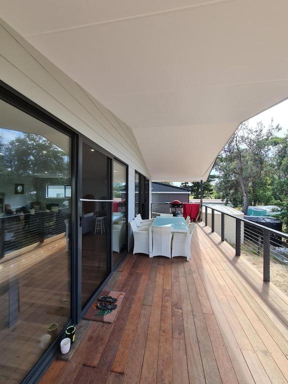 PIECE OF PARADISE, huge 4 bedroom haven