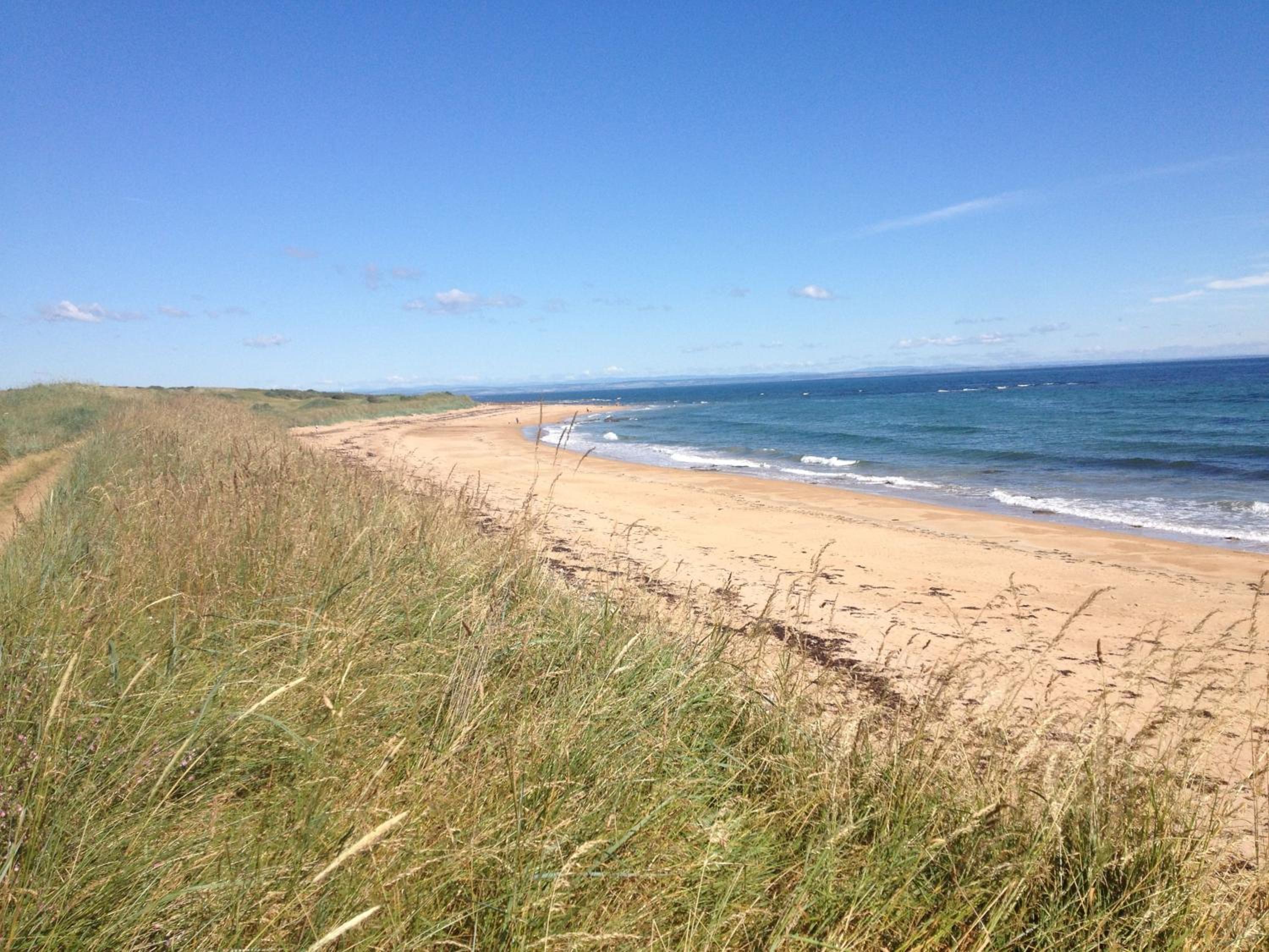 COASTAL COTTAGE ideal for golf, walking and cycling view 3