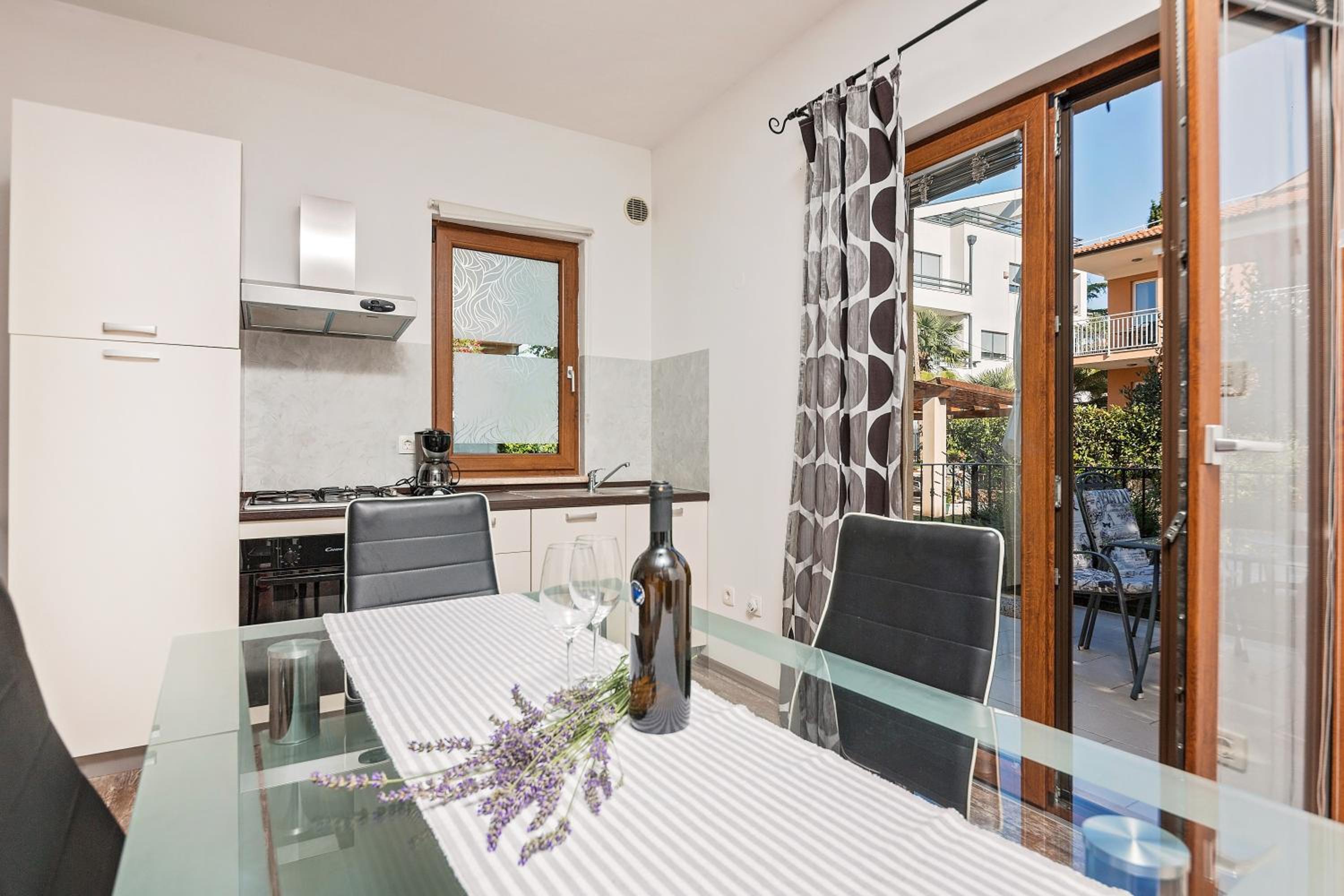 Apartments Paulino view 4