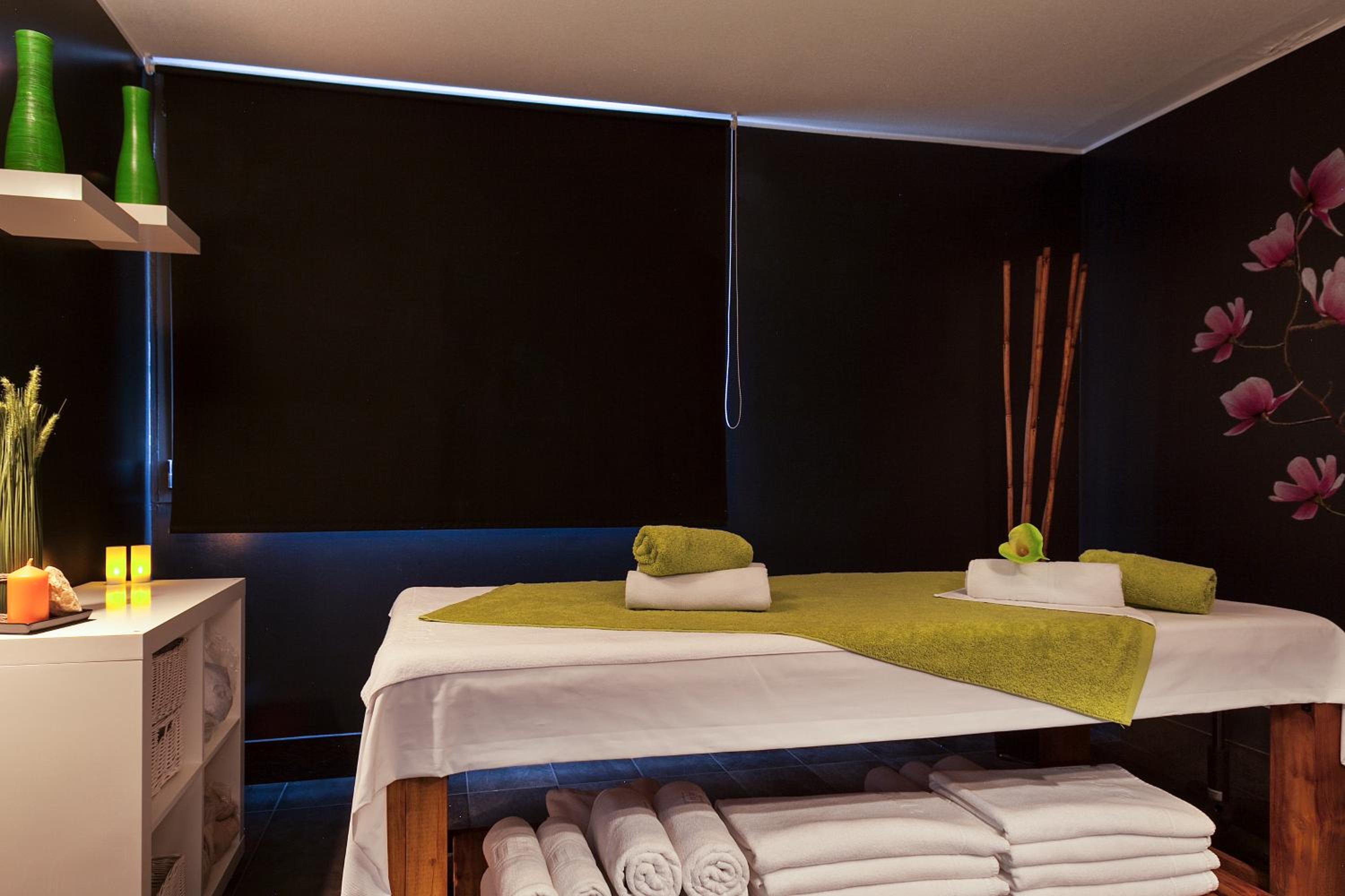 Andorra la Vella Vacations - Acta Arthotel - Property Image 2