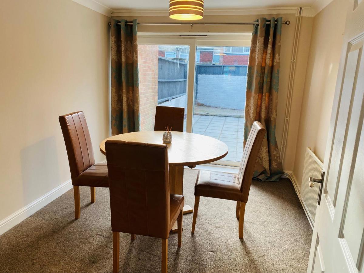 Farnham Vacations - Farnham 3 Bed House - Property Image 7
