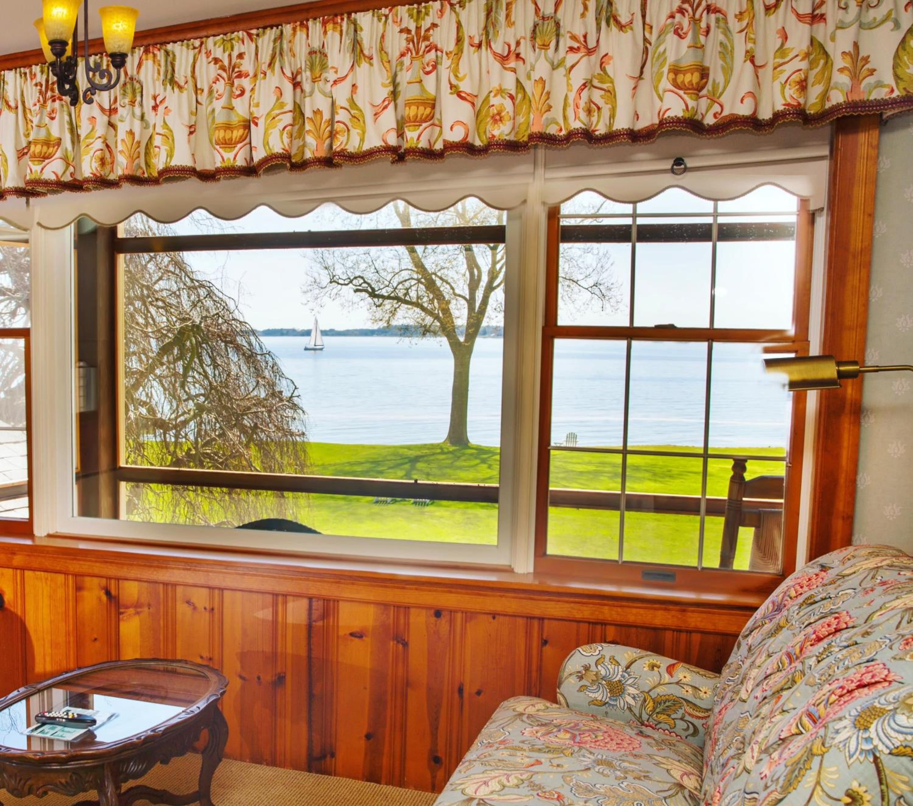 Sandaway Suites & Beach view 3