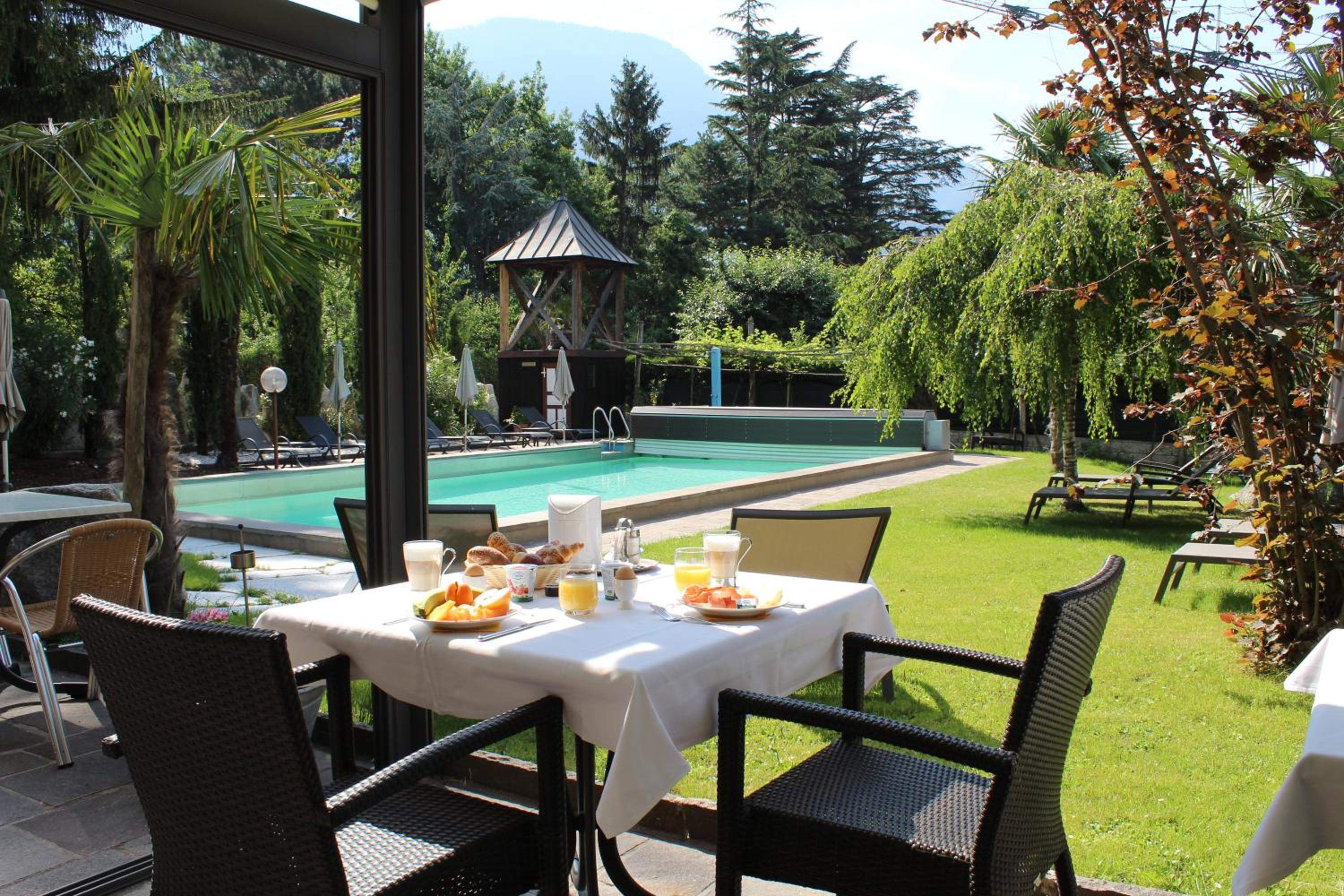 outdoor BBQ area