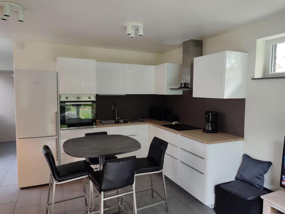 Appartement dans un superbe quartier résidentiel view 3