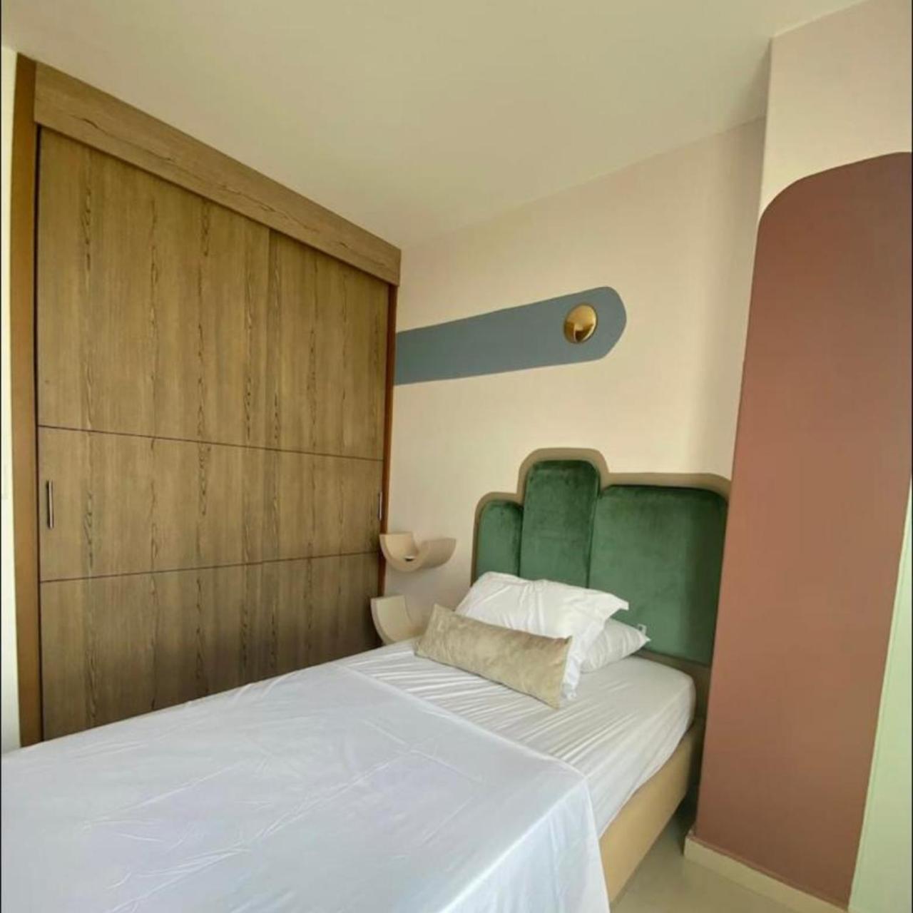 Apartamento en Sector Ciudad Jardin Barranquilla cerca al Centro Comercial Unico