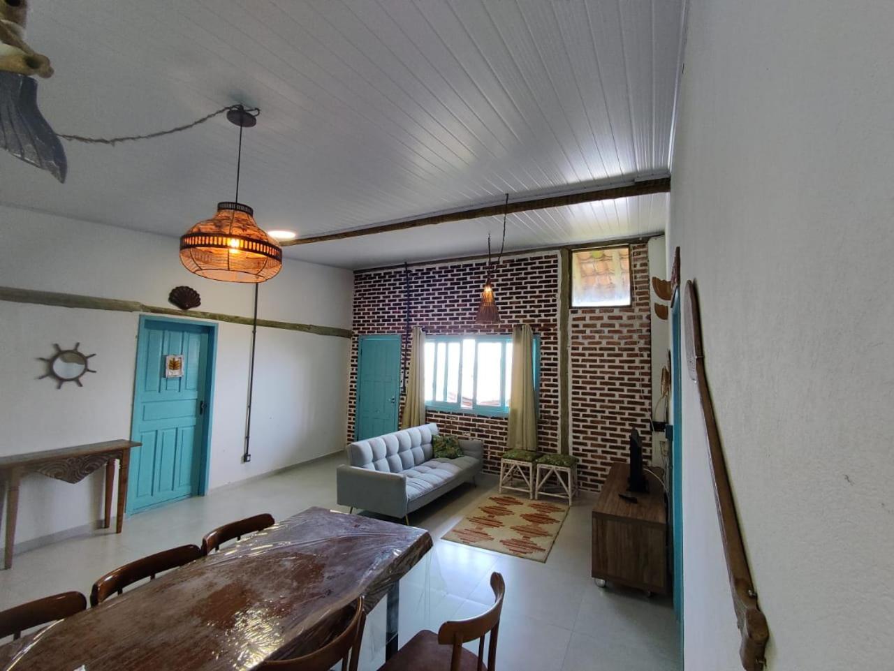 Casa de Frente para o Mar em Manguinhos