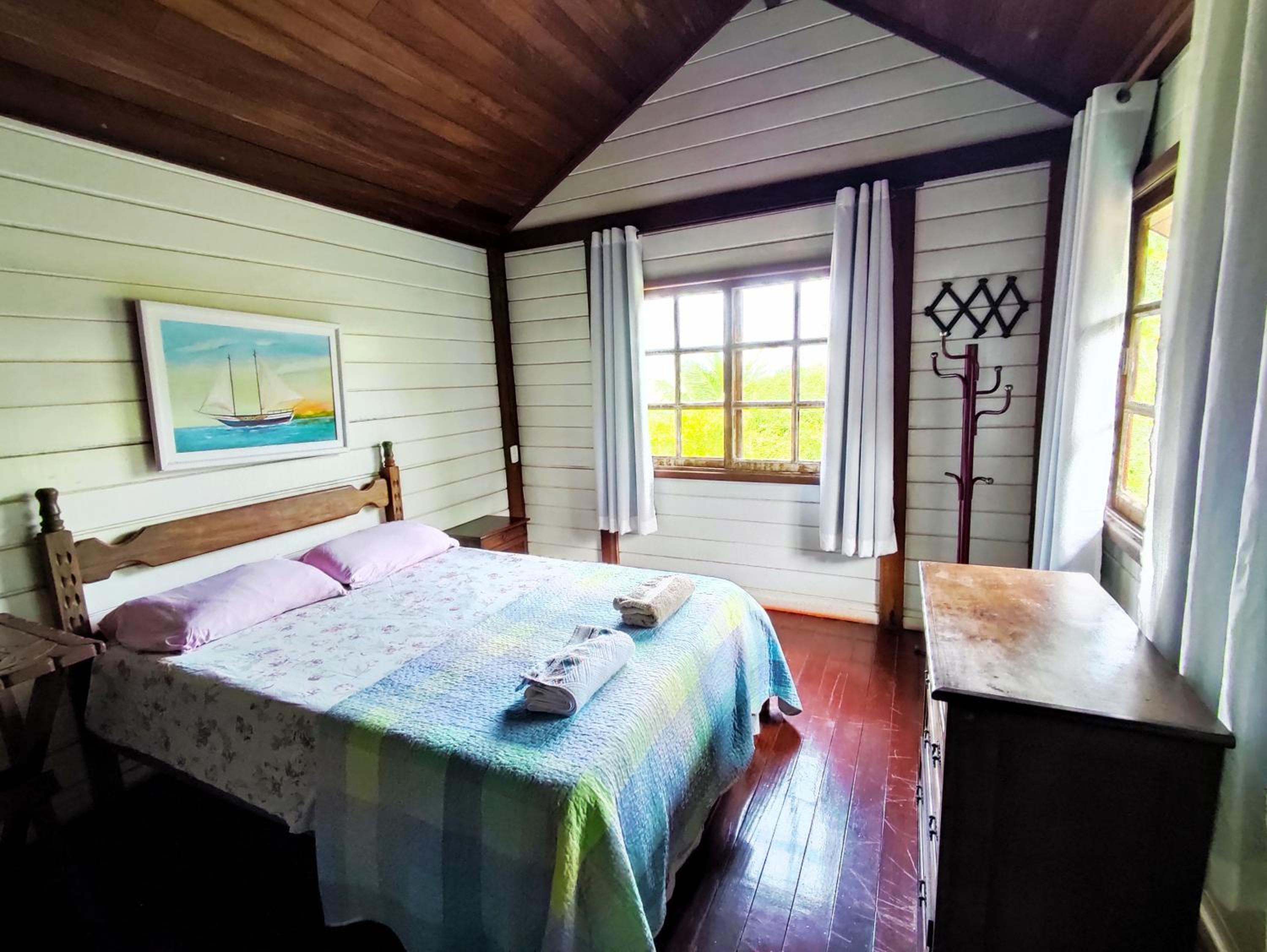 Linda Casa para Temporada em Manguinhos
