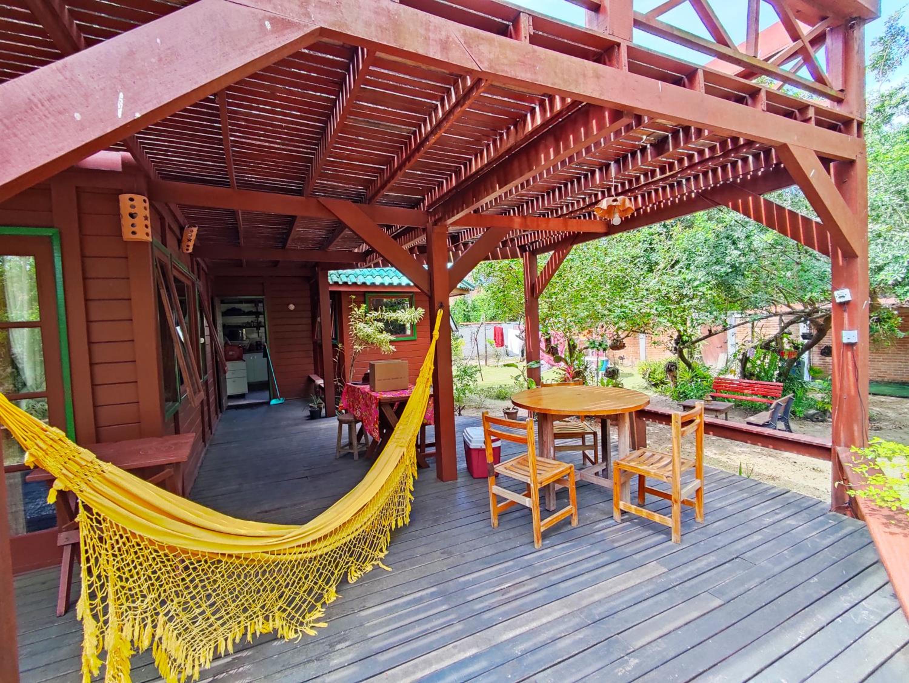 Linda Casa para Temporada em Manguinhos