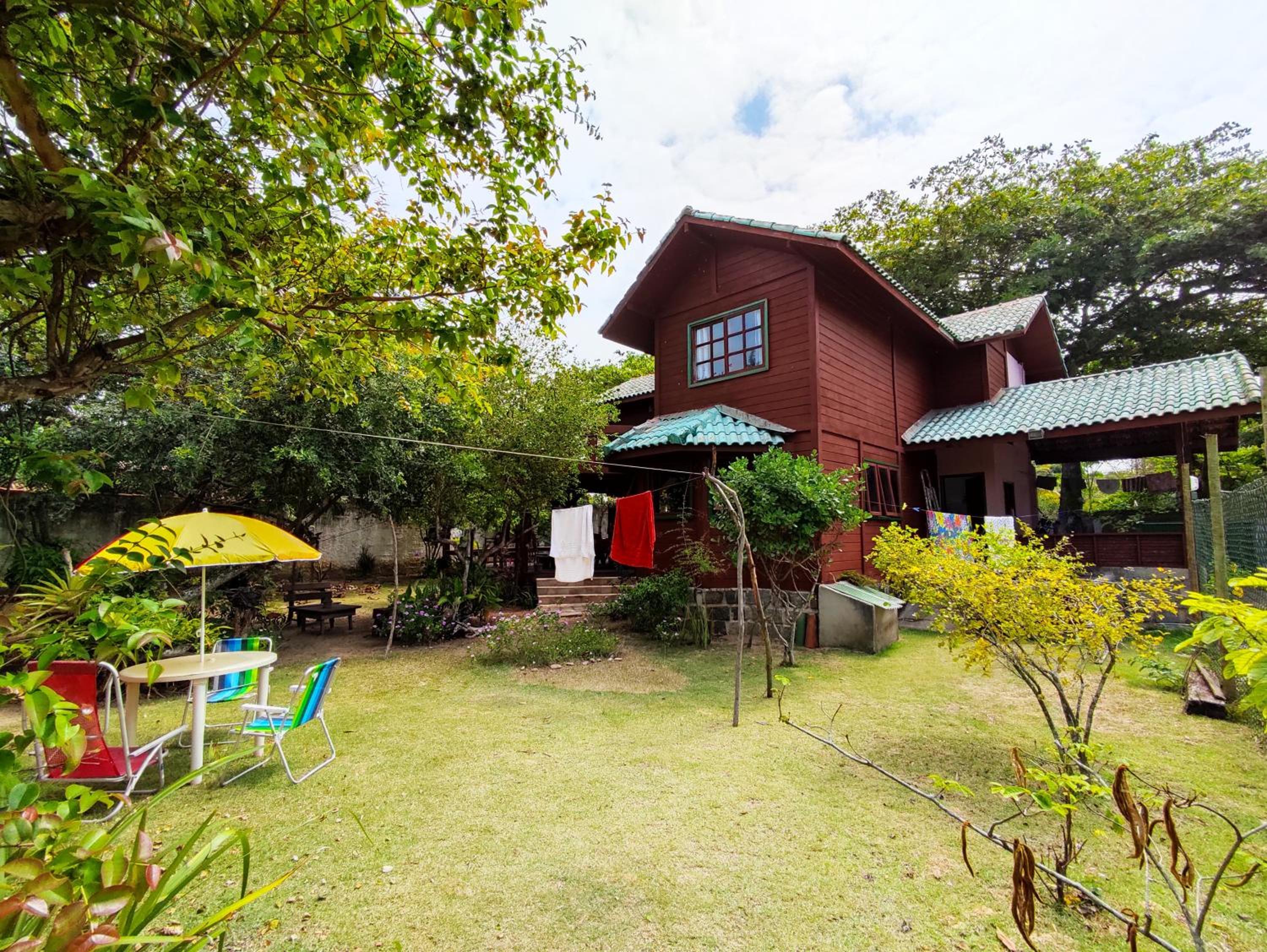 Linda Casa para Temporada em Manguinhos