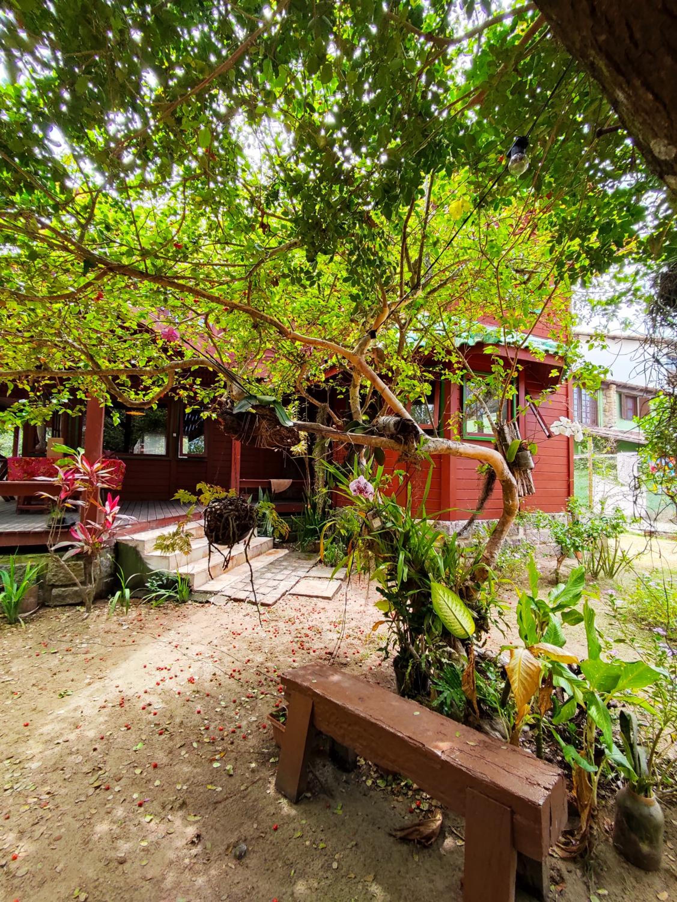 Linda Casa para Temporada em Manguinhos