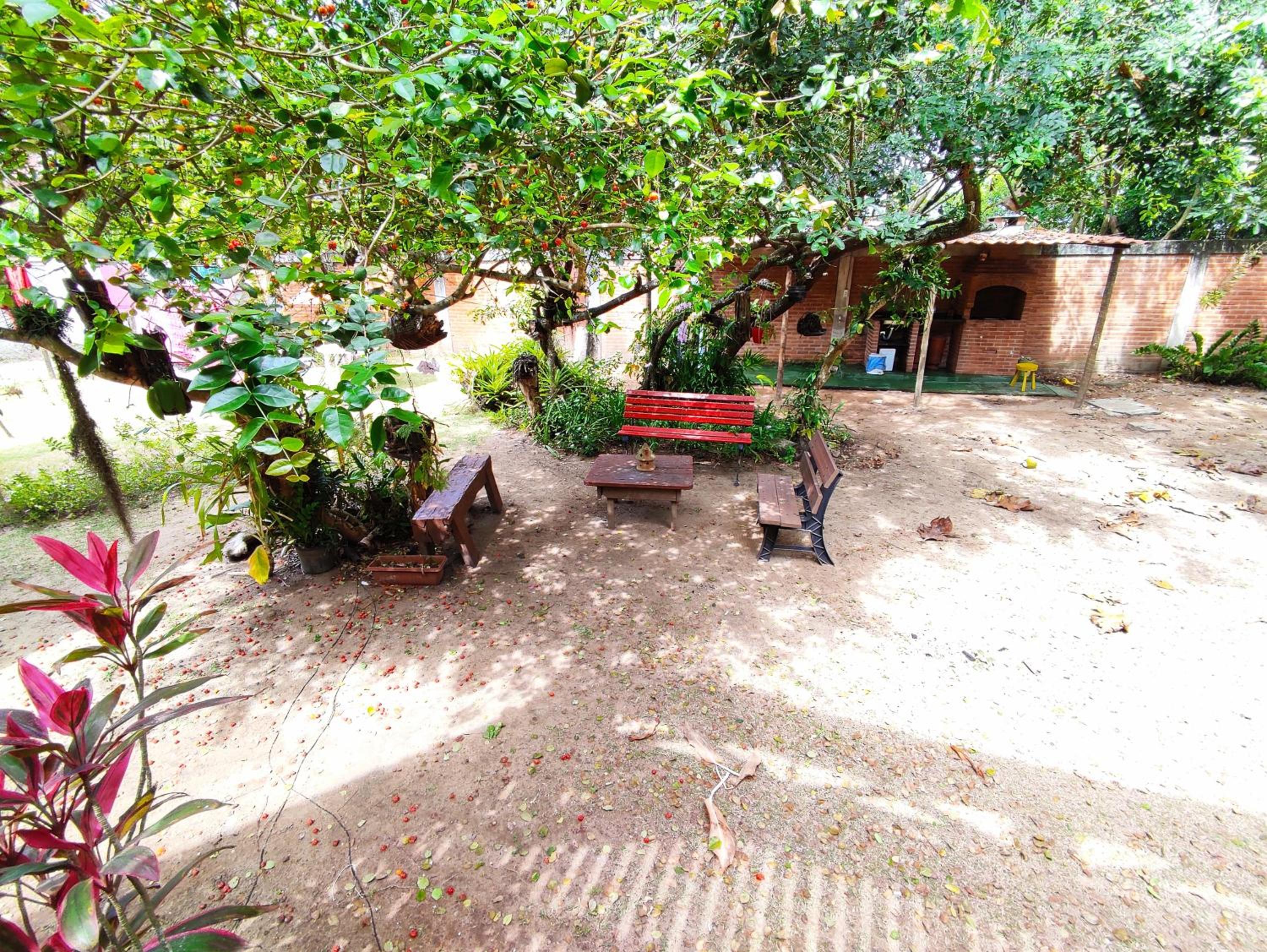Linda Casa para Temporada em Manguinhos