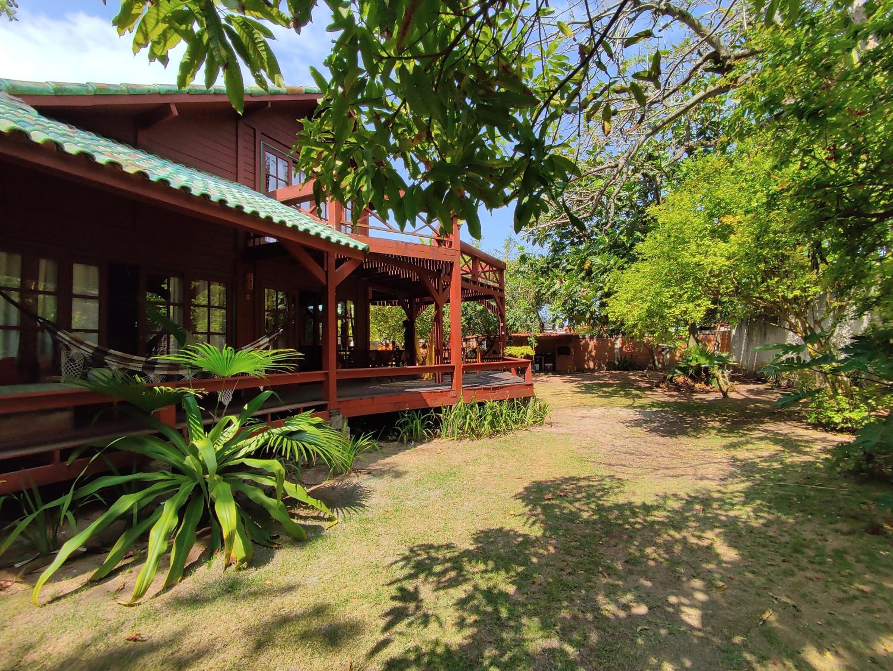 Linda Casa para Temporada em Manguinhos