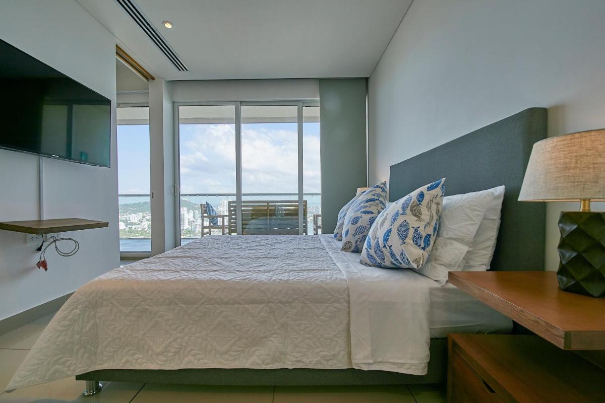 Stylish 1BR apartment wbalcony & amazing view view 5