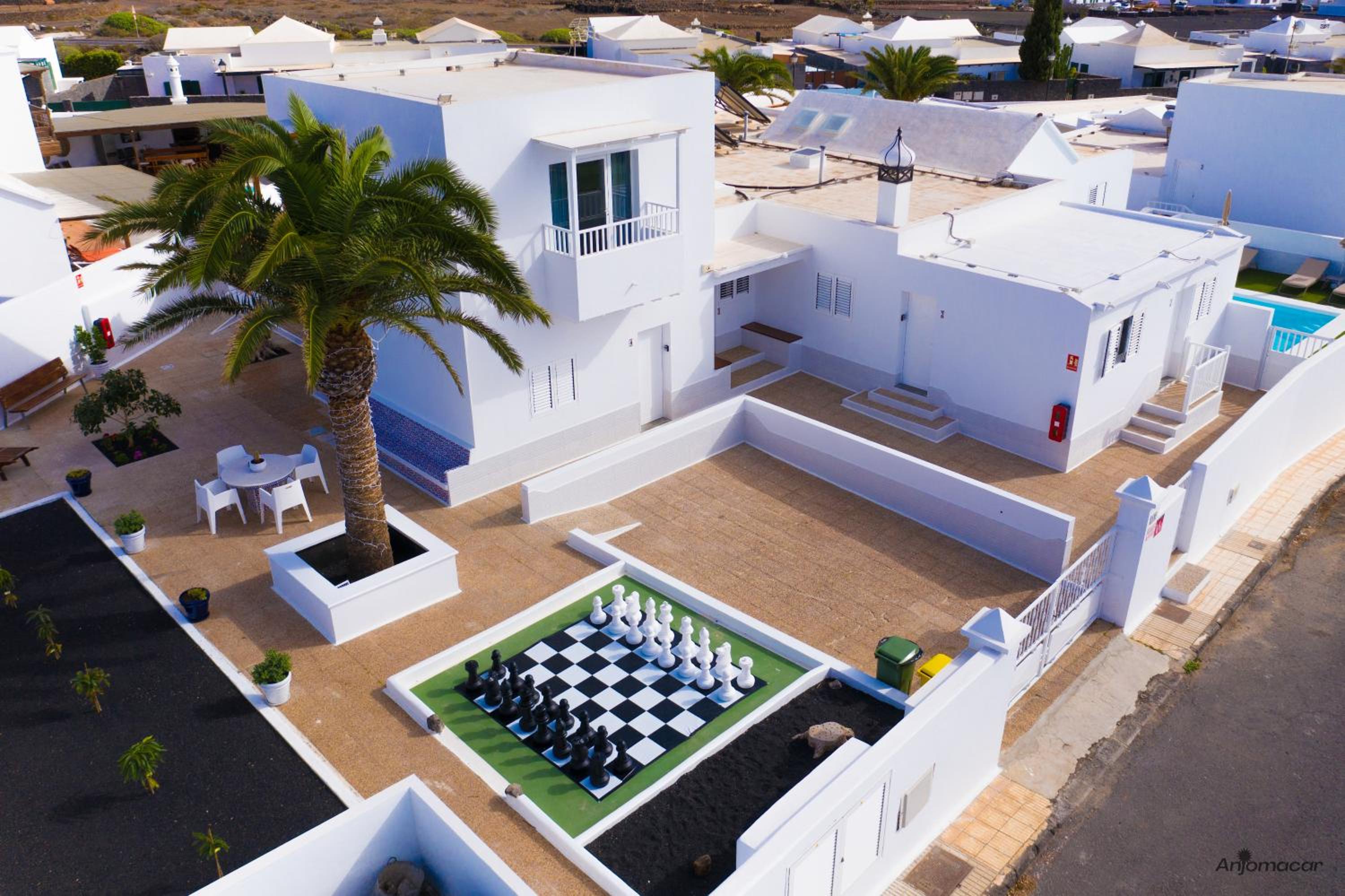 Hotel Apartamentos Anjomacar I - Image 1