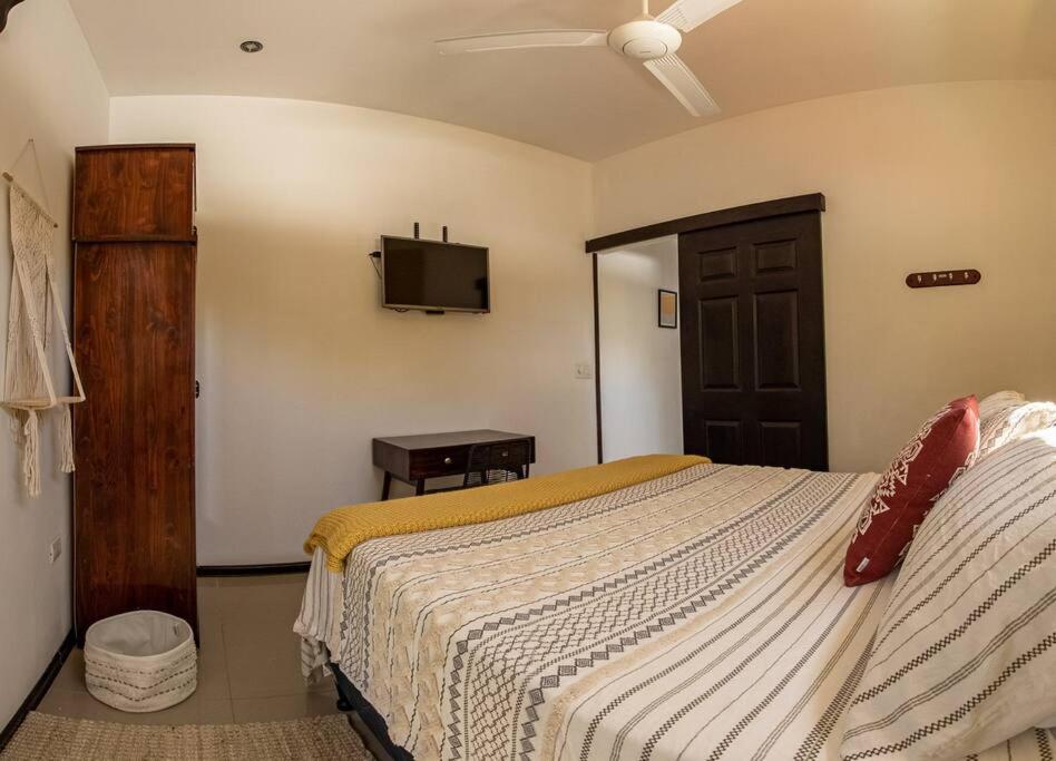 One bedroom apartment India view 4
