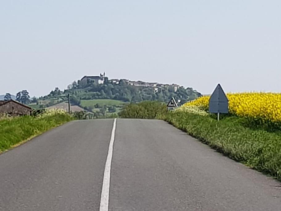 Lo.f.t ô village